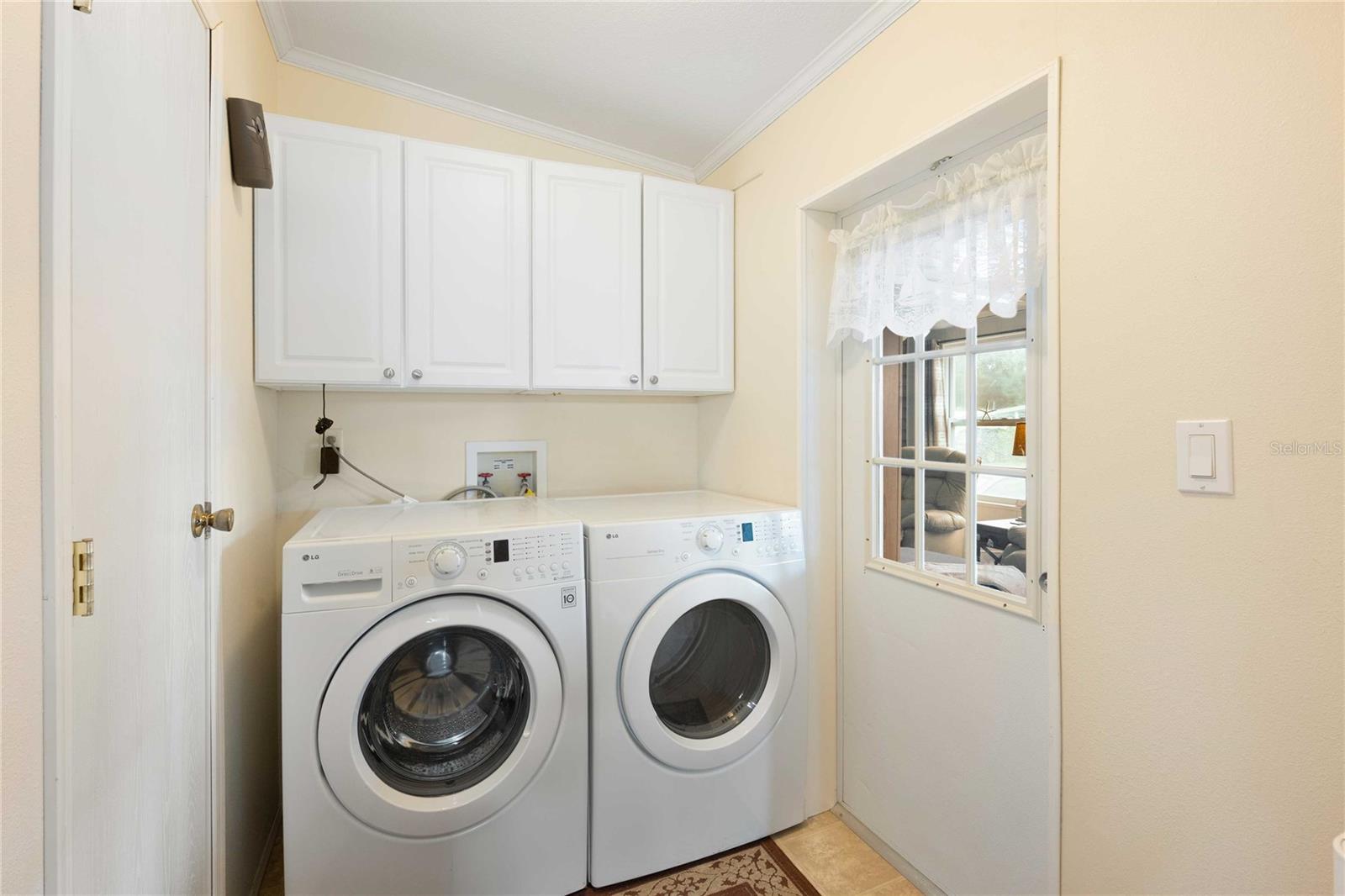 Image 21 of 58 For 37407 Sandra Avenue