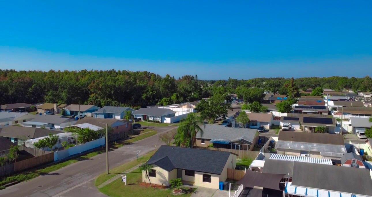 Image 25 of 29 For 8902 Wing Tip Court