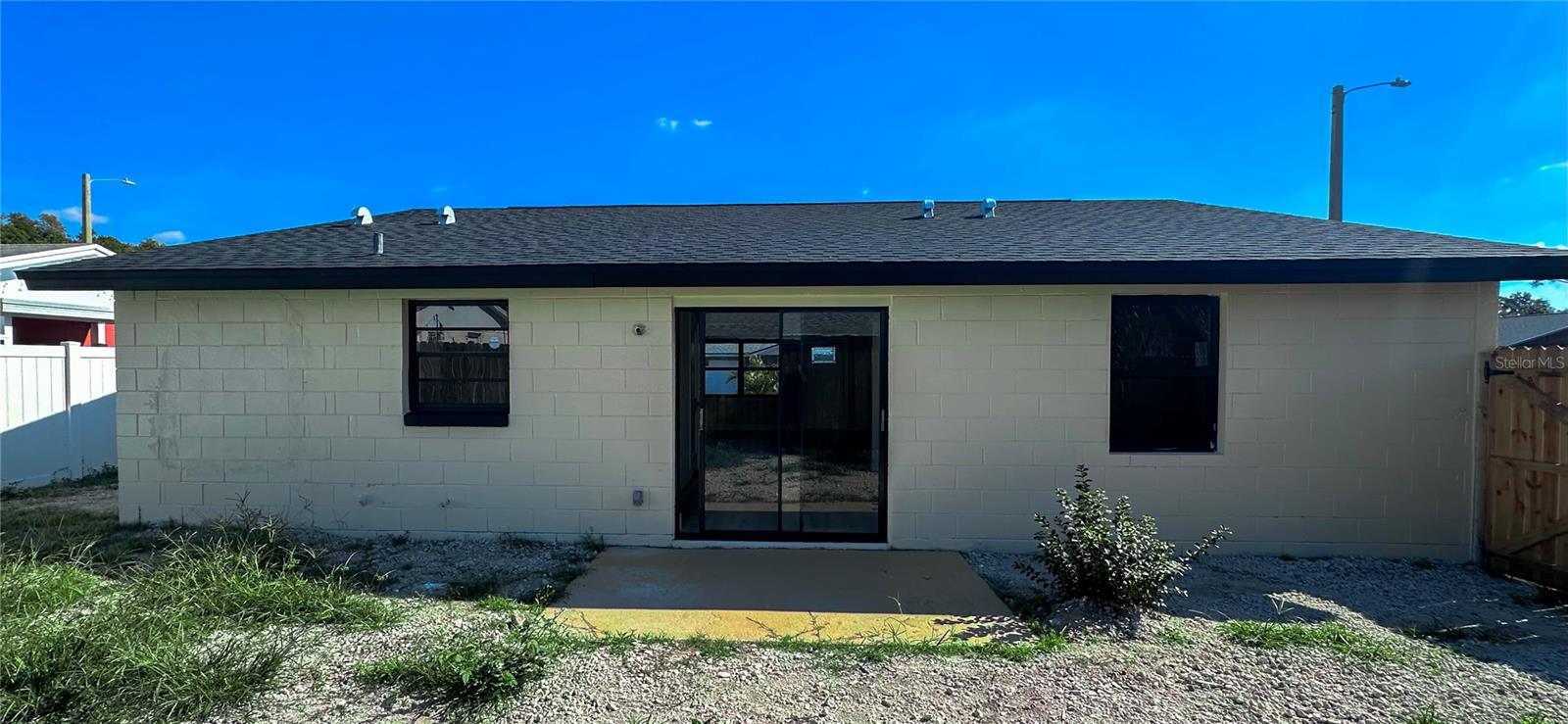 Image 3 of 29 For 8902 Wing Tip Court