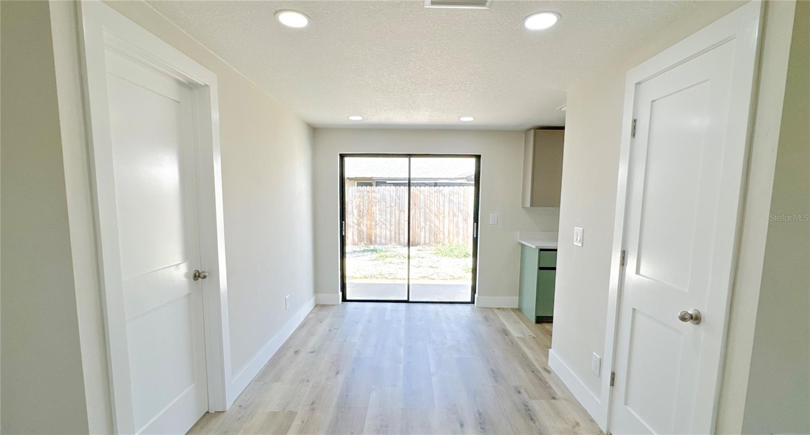 Image 9 of 29 For 8902 Wing Tip Court