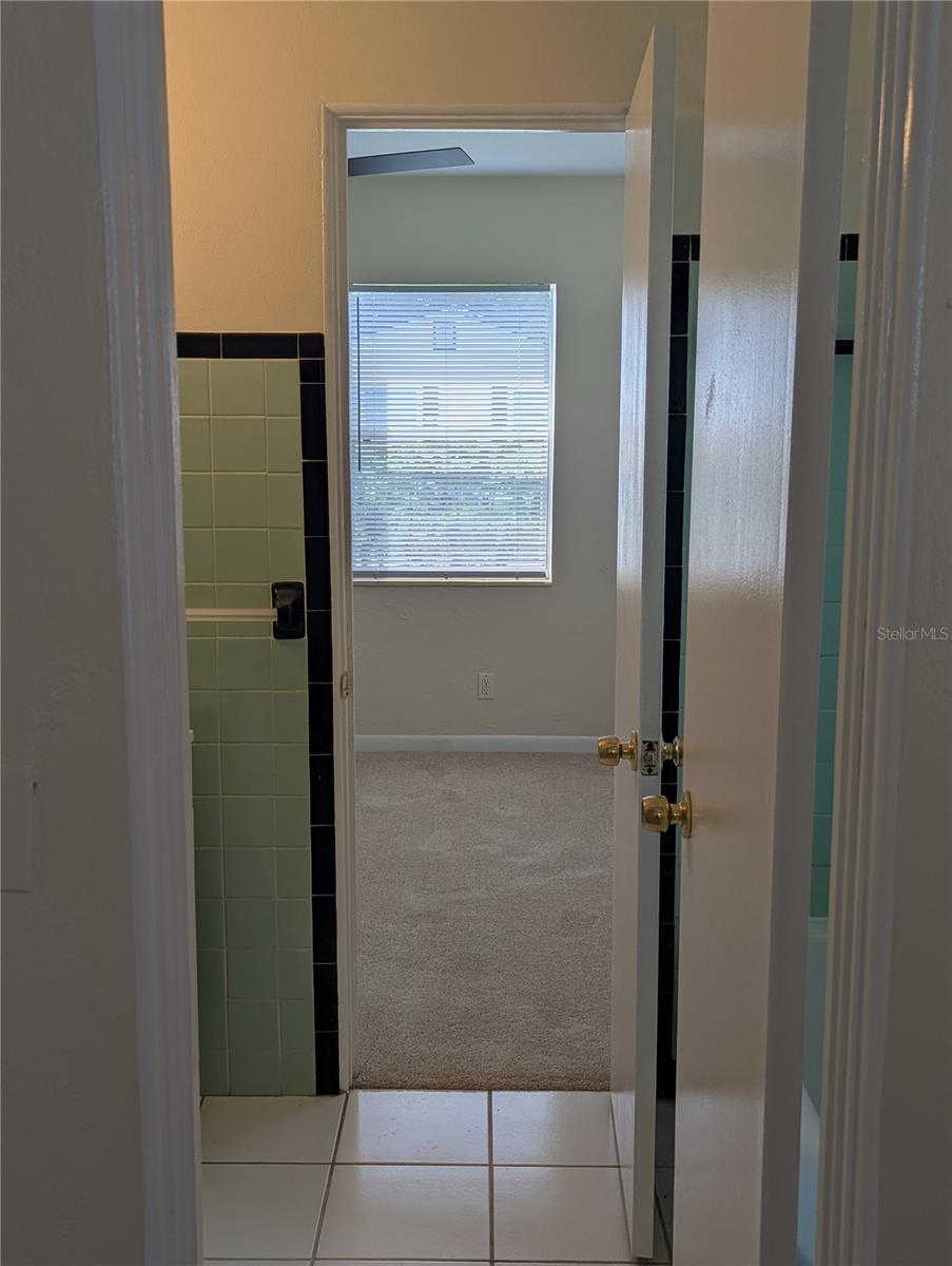 Image 10 of 14 For 4159 6th Avenue N