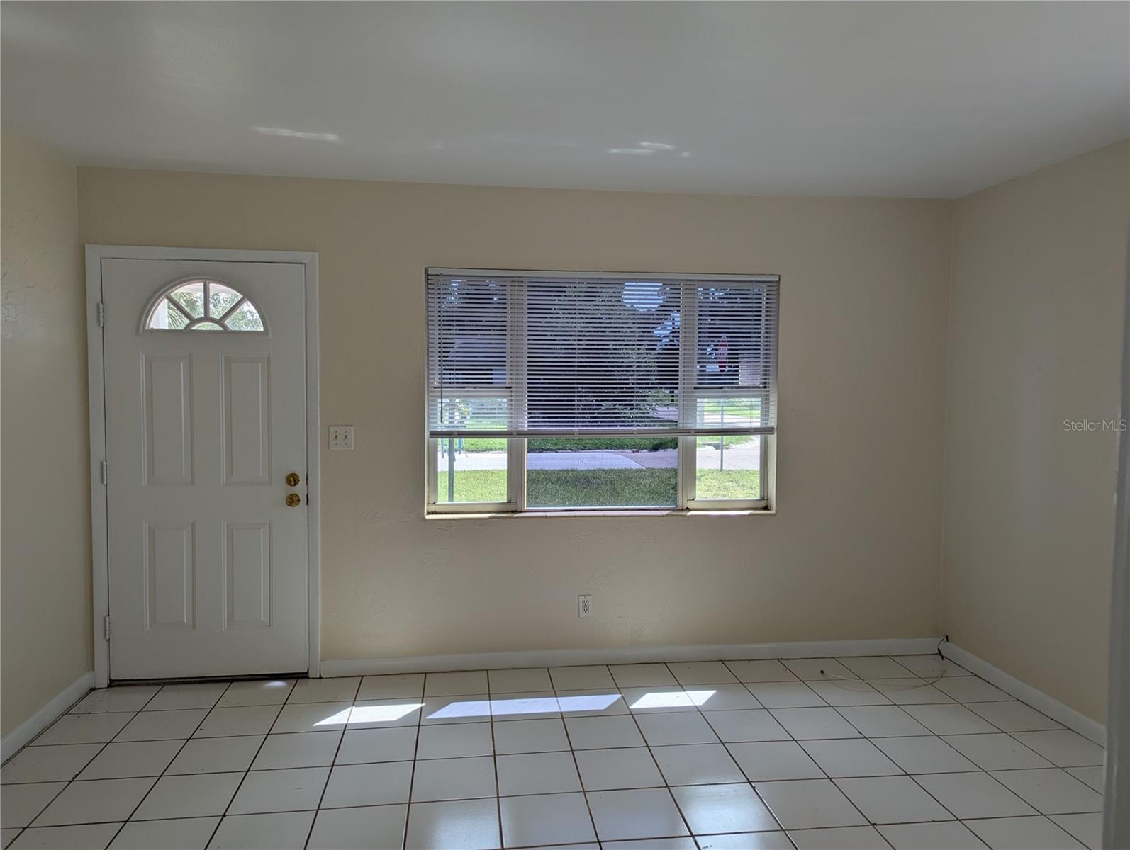 Image 2 of 14 For 4159 6th Avenue N