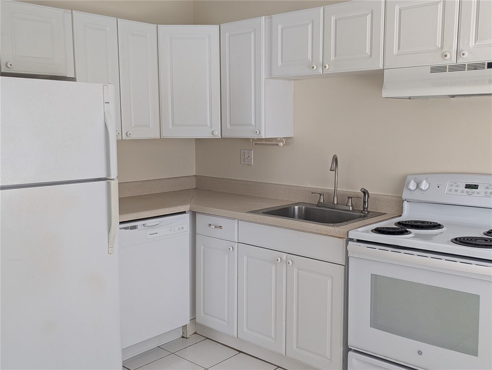 Image 4 of 14 For 4159 6th Avenue N