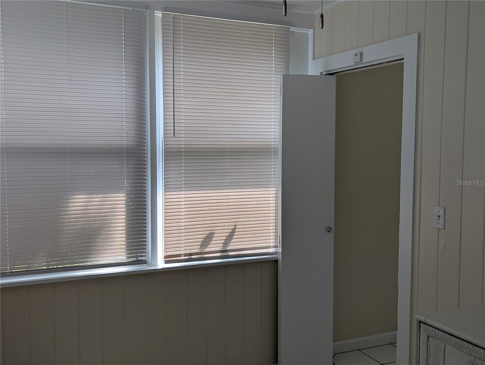 Image 6 of 14 For 4159 6th Avenue N