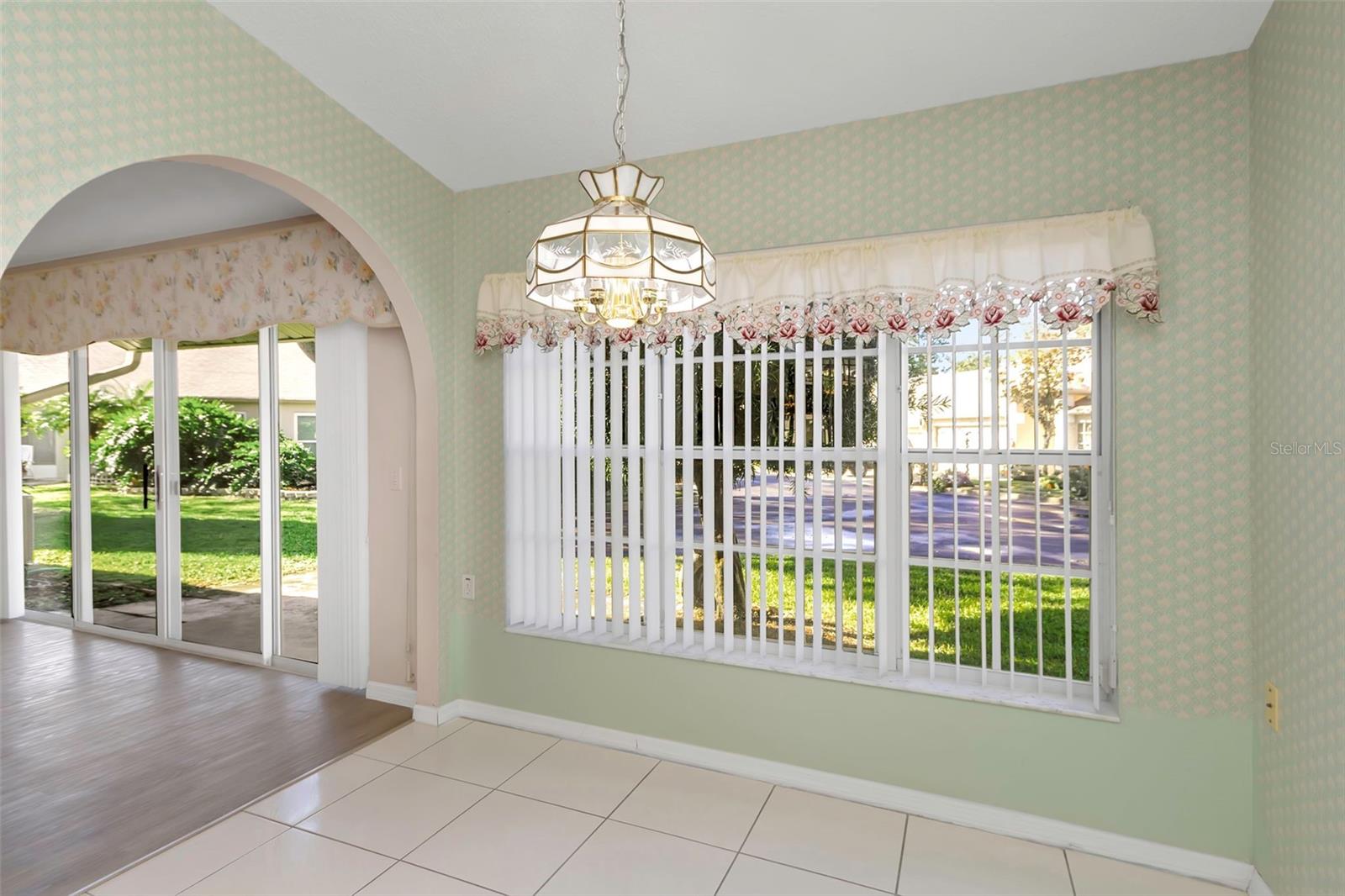 Image 21 of 54 For 3532 Cayman Court