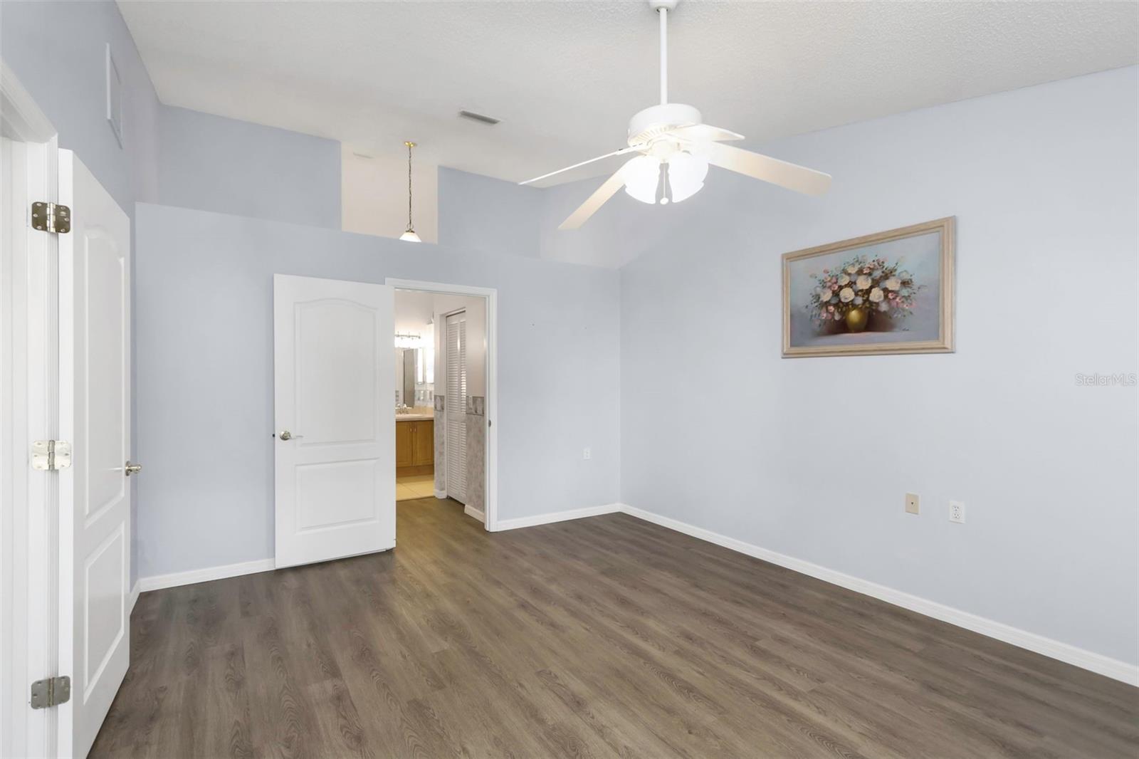 Image 26 of 54 For 3532 Cayman Court