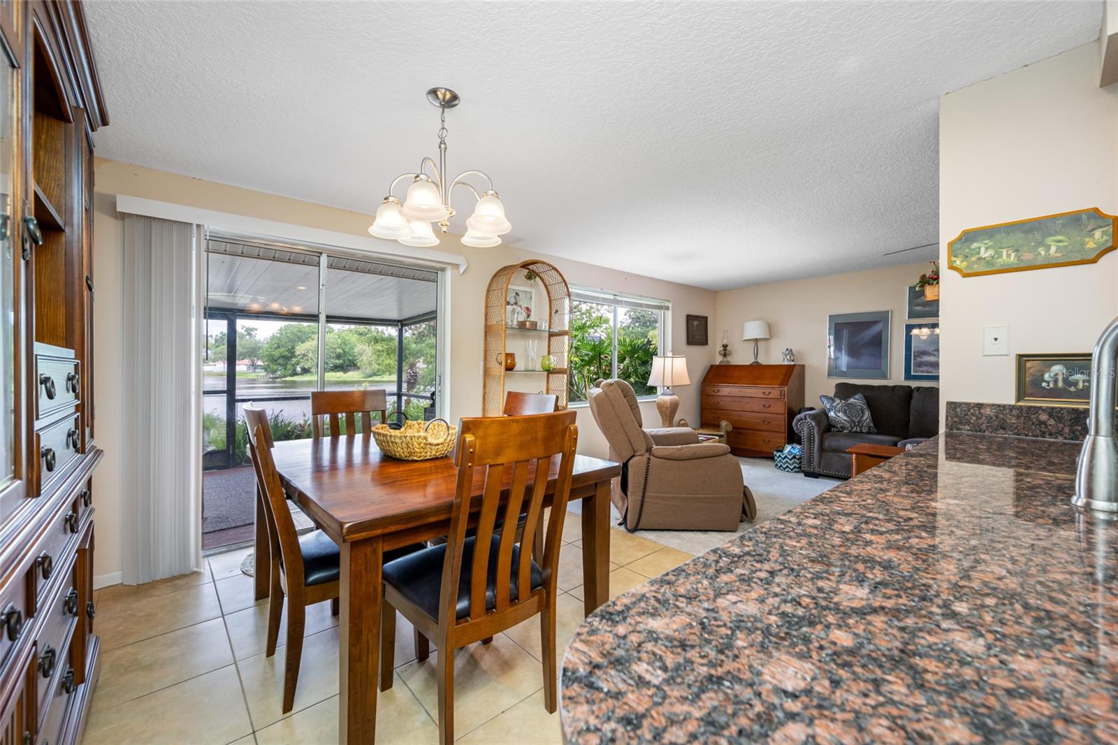 Image 18 of 53 For 3203 Sandspur Drive