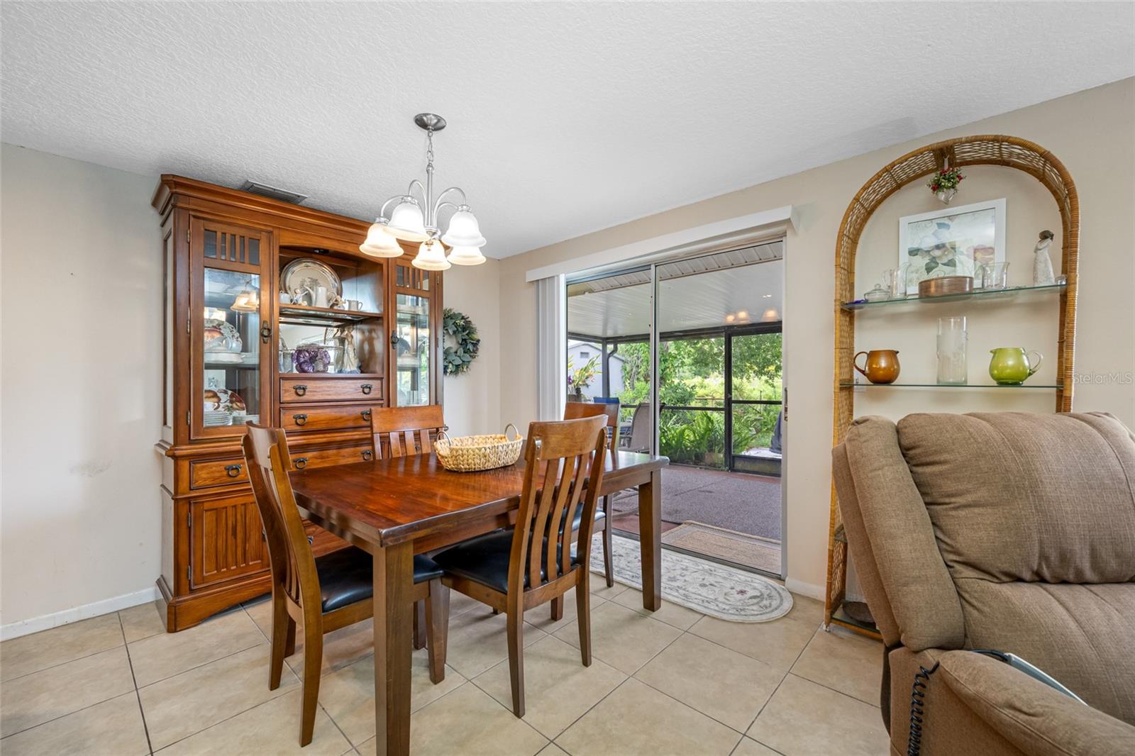 Image 19 of 53 For 3203 Sandspur Drive