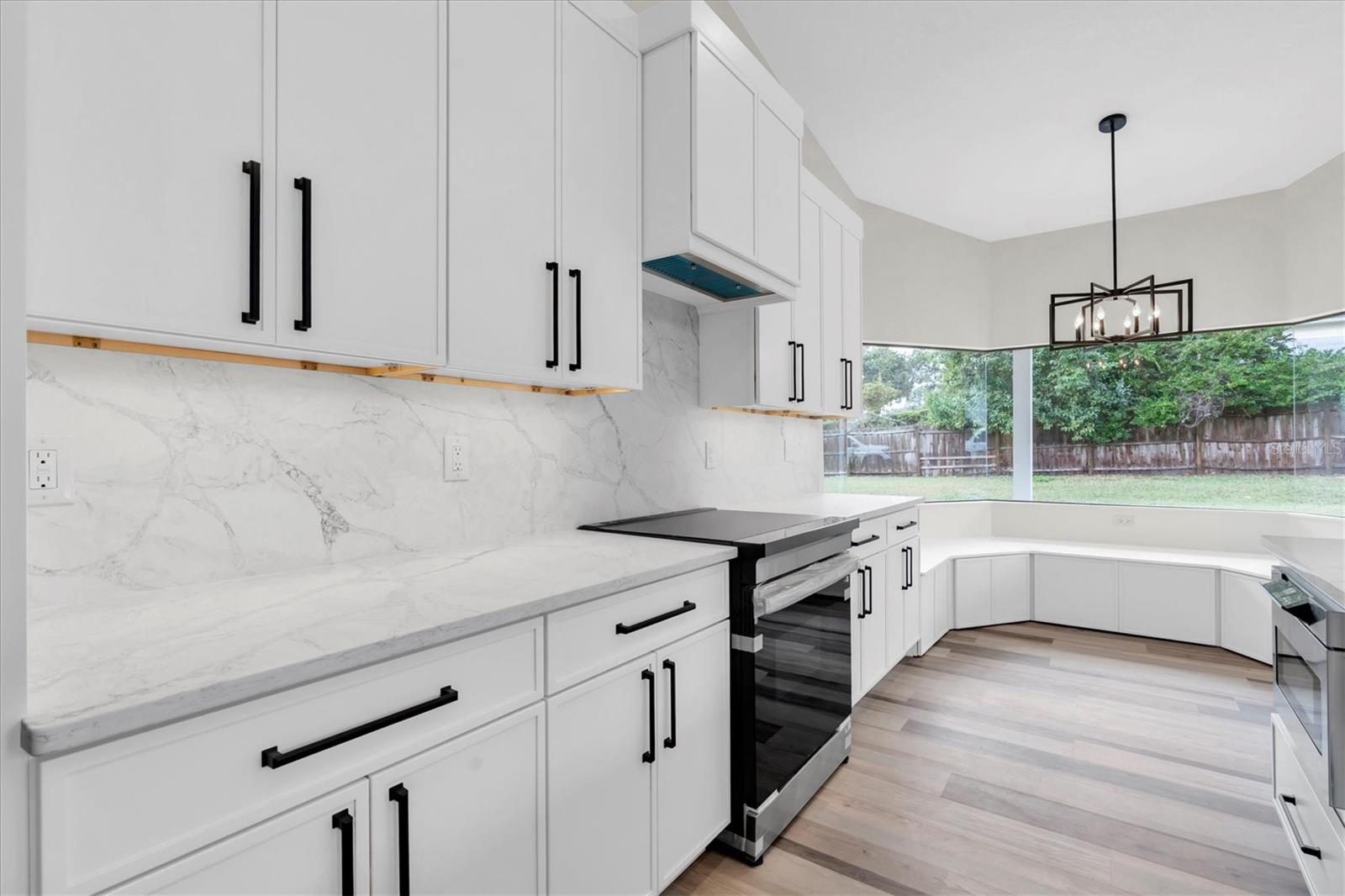 Image 15 of 50 For 1944 Vista View Drive