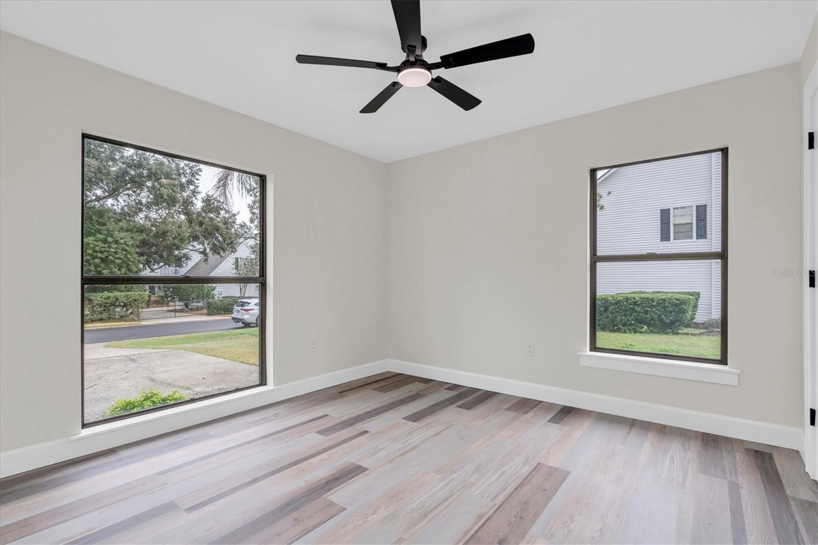 Image 26 of 50 For 1944 Vista View Drive