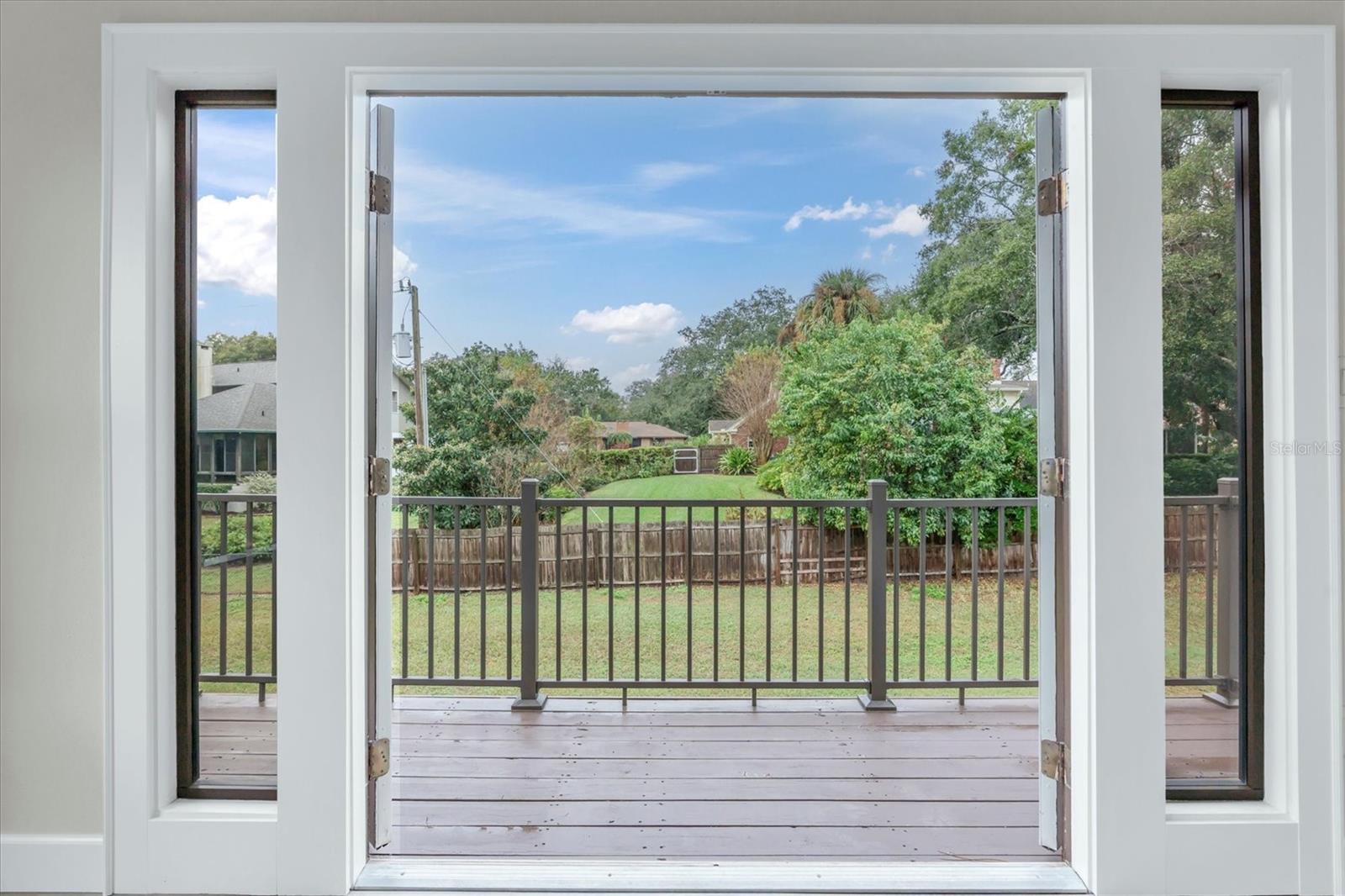 Image 4 of 50 For 1944 Vista View Drive