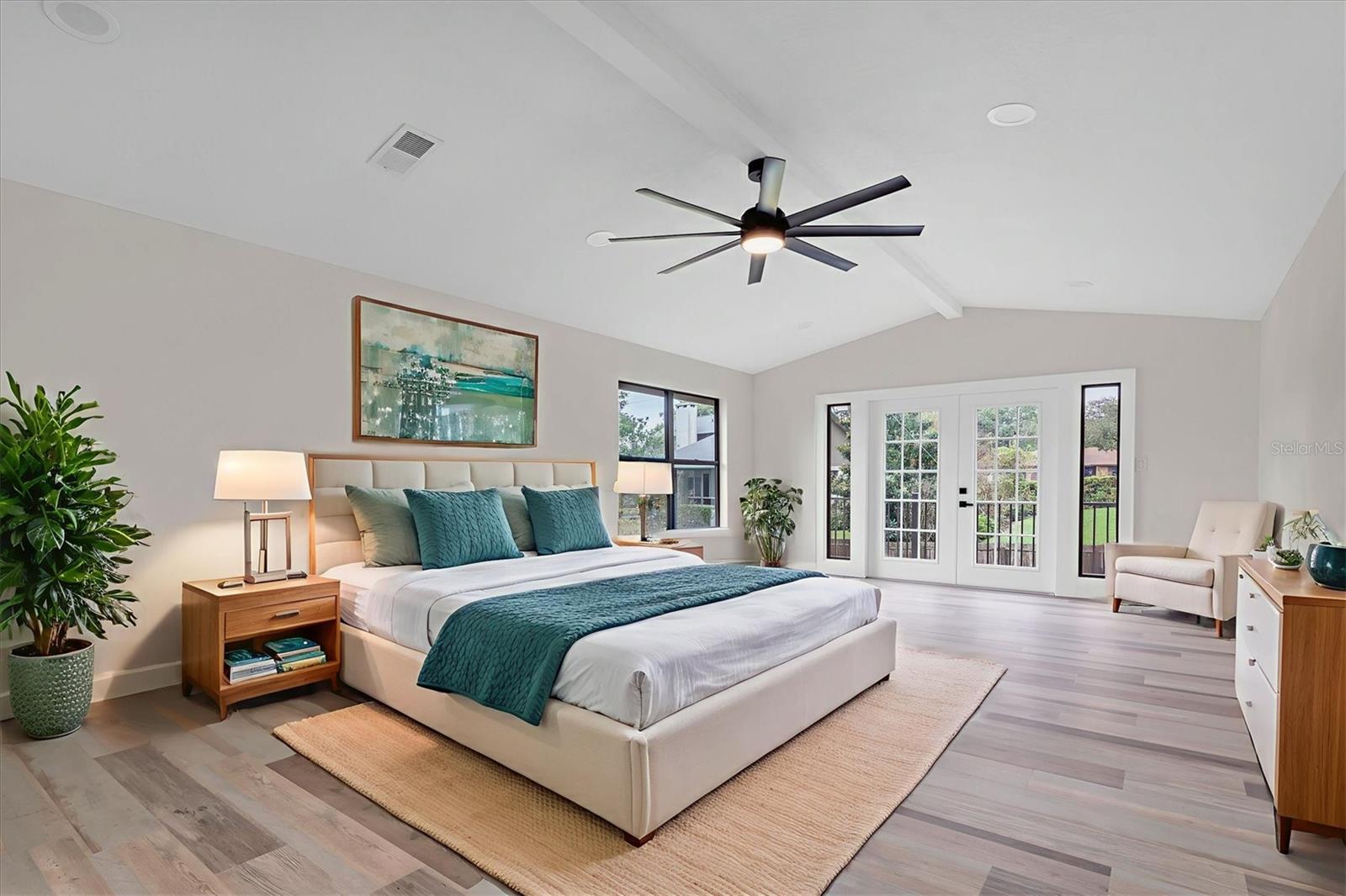 Image 5 of 50 For 1944 Vista View Drive