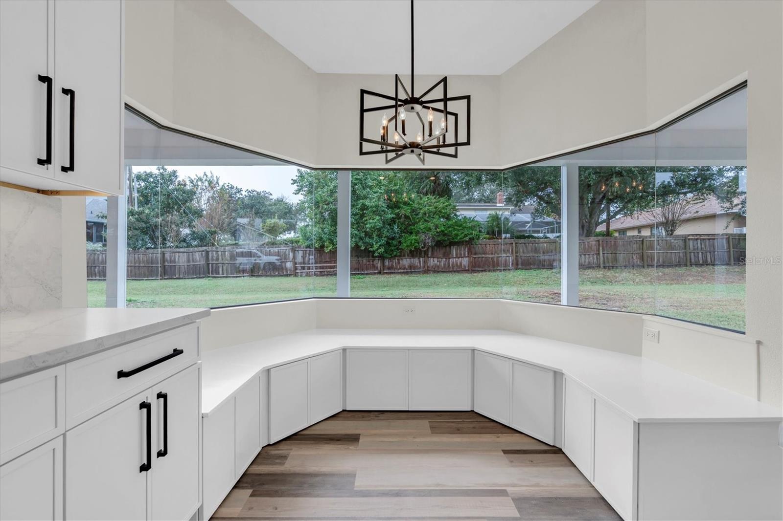 Image 8 of 50 For 1944 Vista View Drive