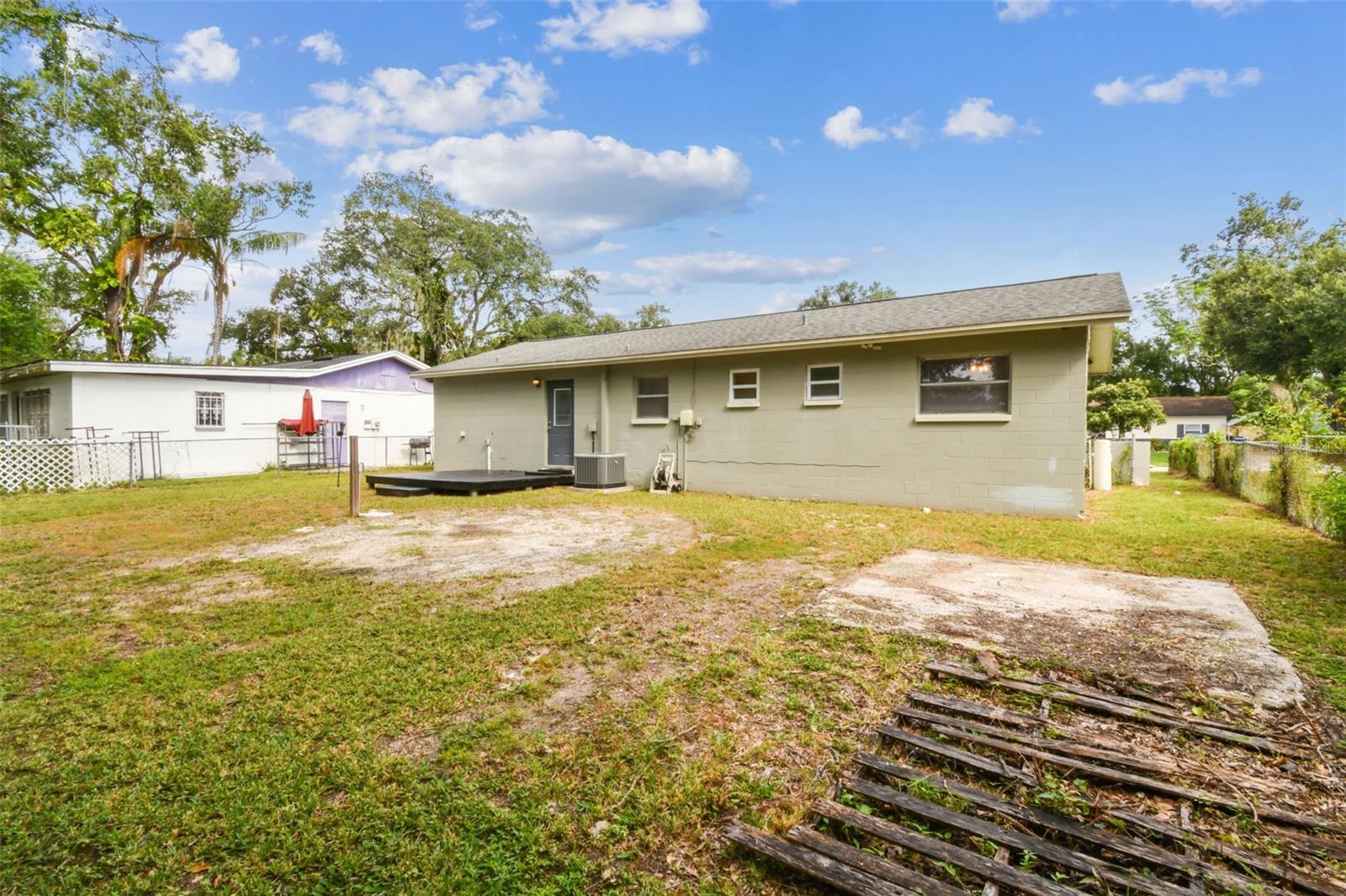 Image 31 of 33 For 4419 Dolphin Drive