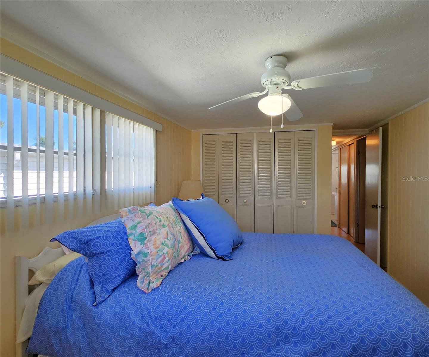 Image 33 of 48 For 608 49th B Avenue Drive E 427