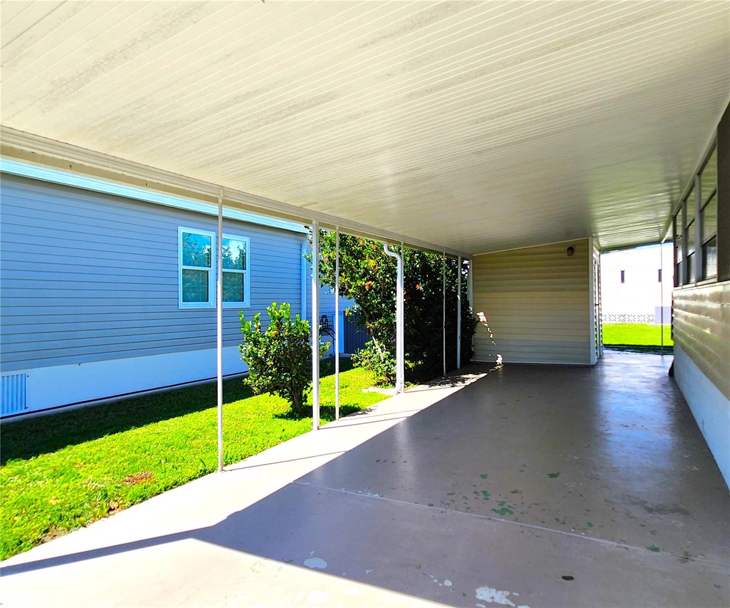 Image 7 of 48 For 608 49th B Avenue Drive E 427