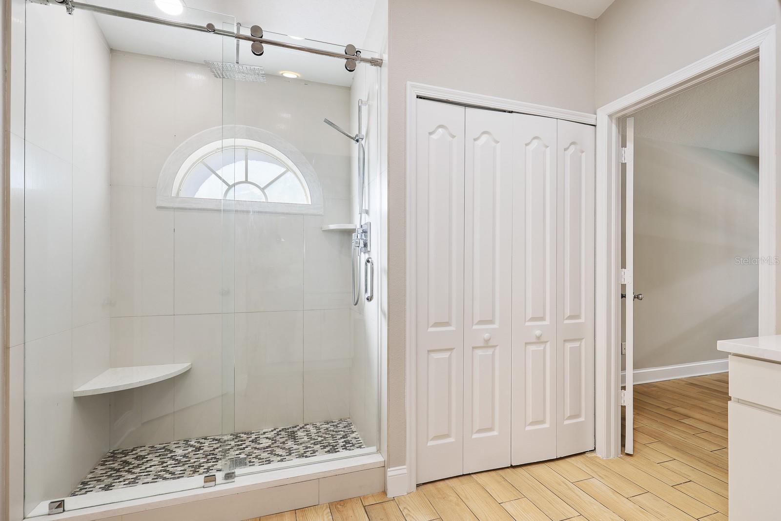 Image 20 of 36 For 4214 Pine Isle Drive