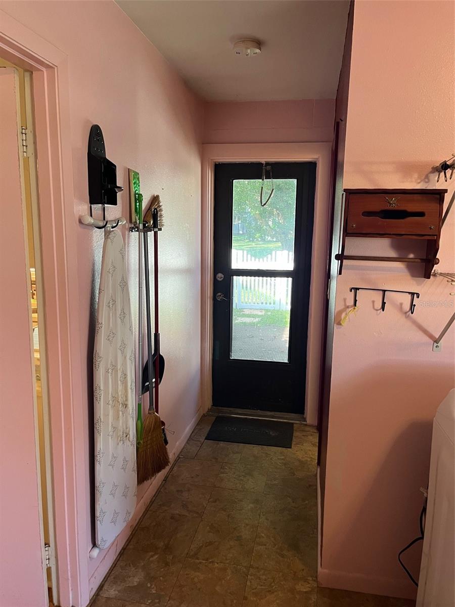 Image 31 of 40 For 6447 Ashmont Avenue