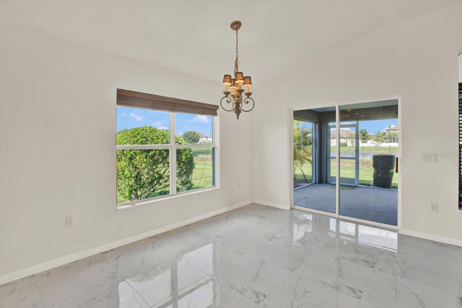 Image 11 of 49 For 1851 Arbor Knoll Loop