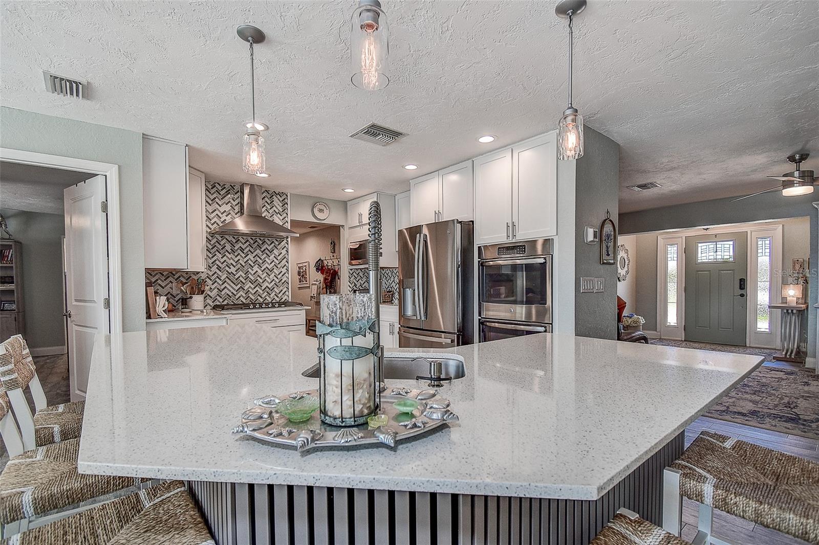 Image 10 of 47 For 5631 Oakhurst Drive