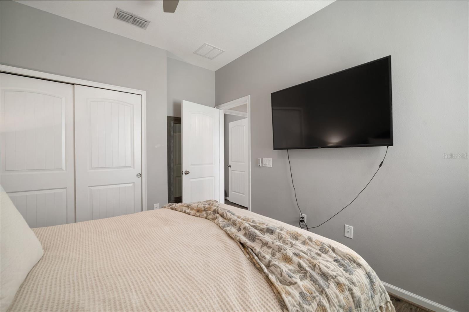 Image 35 of 65 For 12339 Prairie Valley Lane