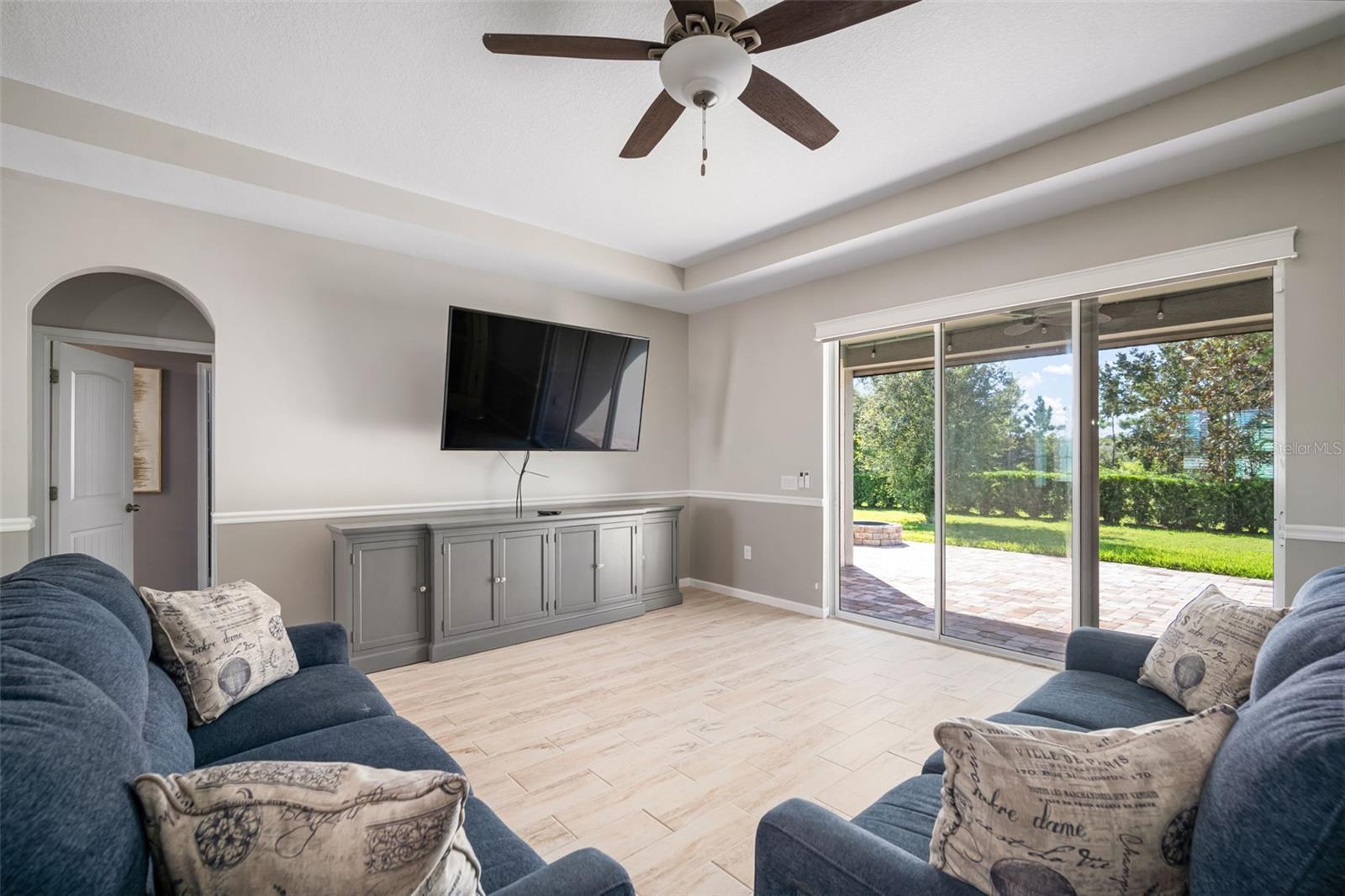 Image 5 of 65 For 12339 Prairie Valley Lane