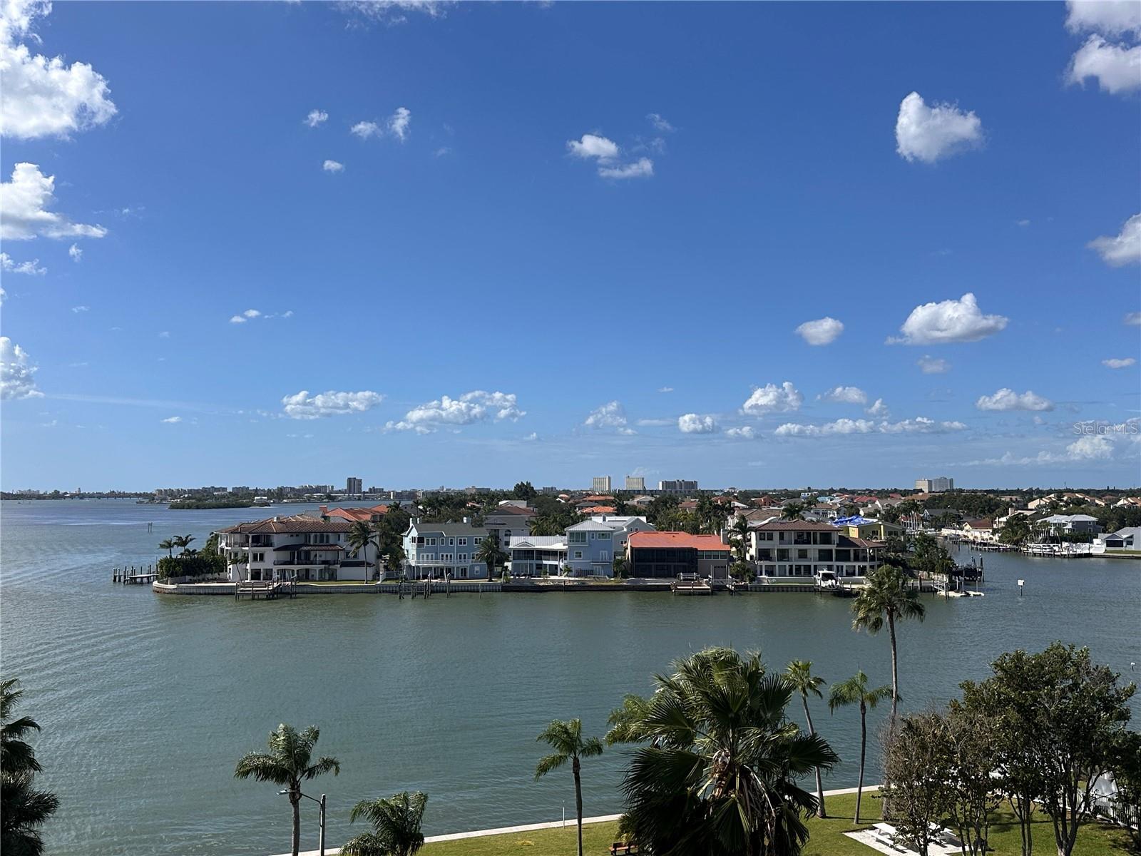 Image 16 of 65 For 6060 Shore Boulevard S 605