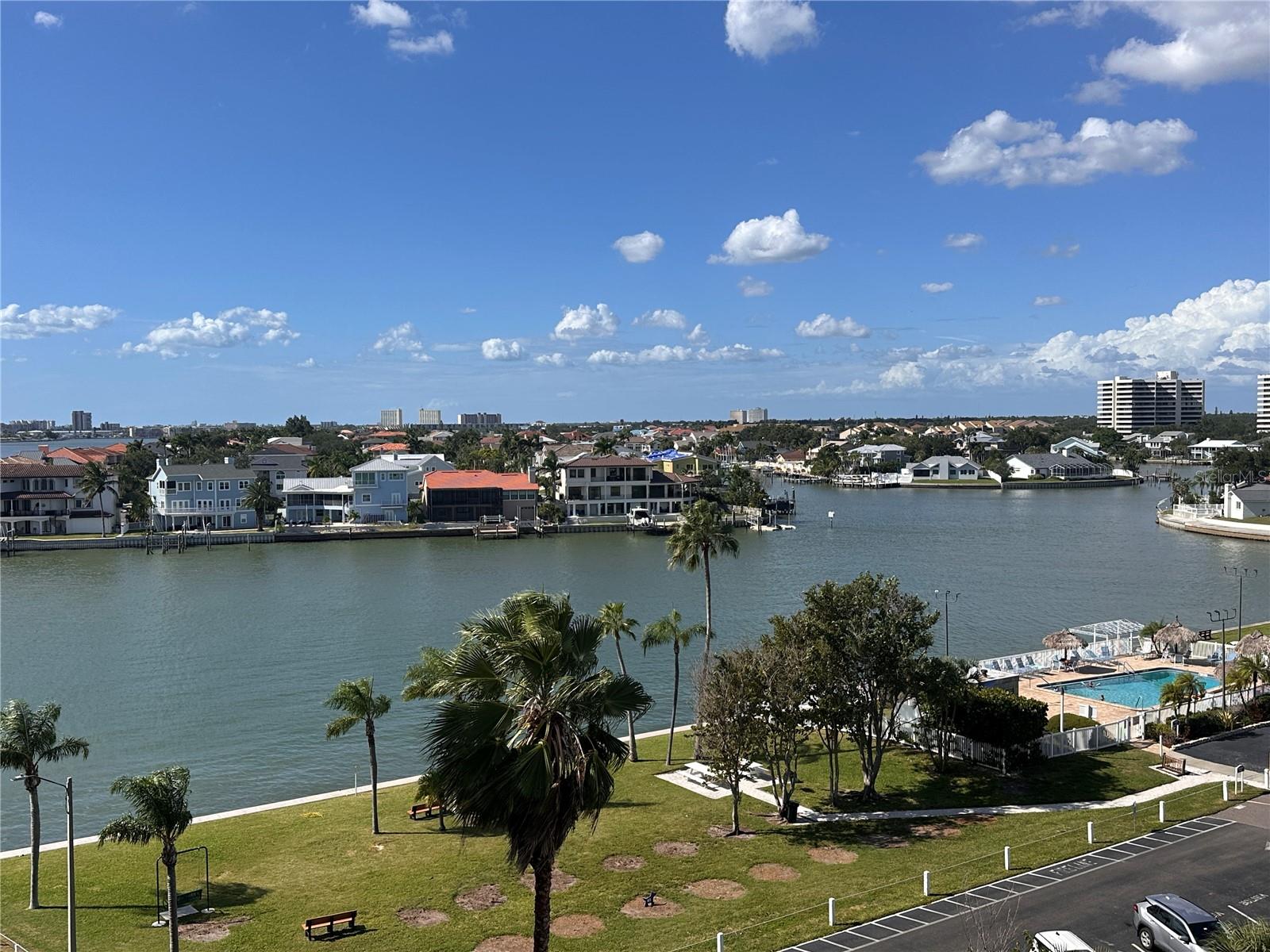 Image 17 of 65 For 6060 Shore Boulevard S 605