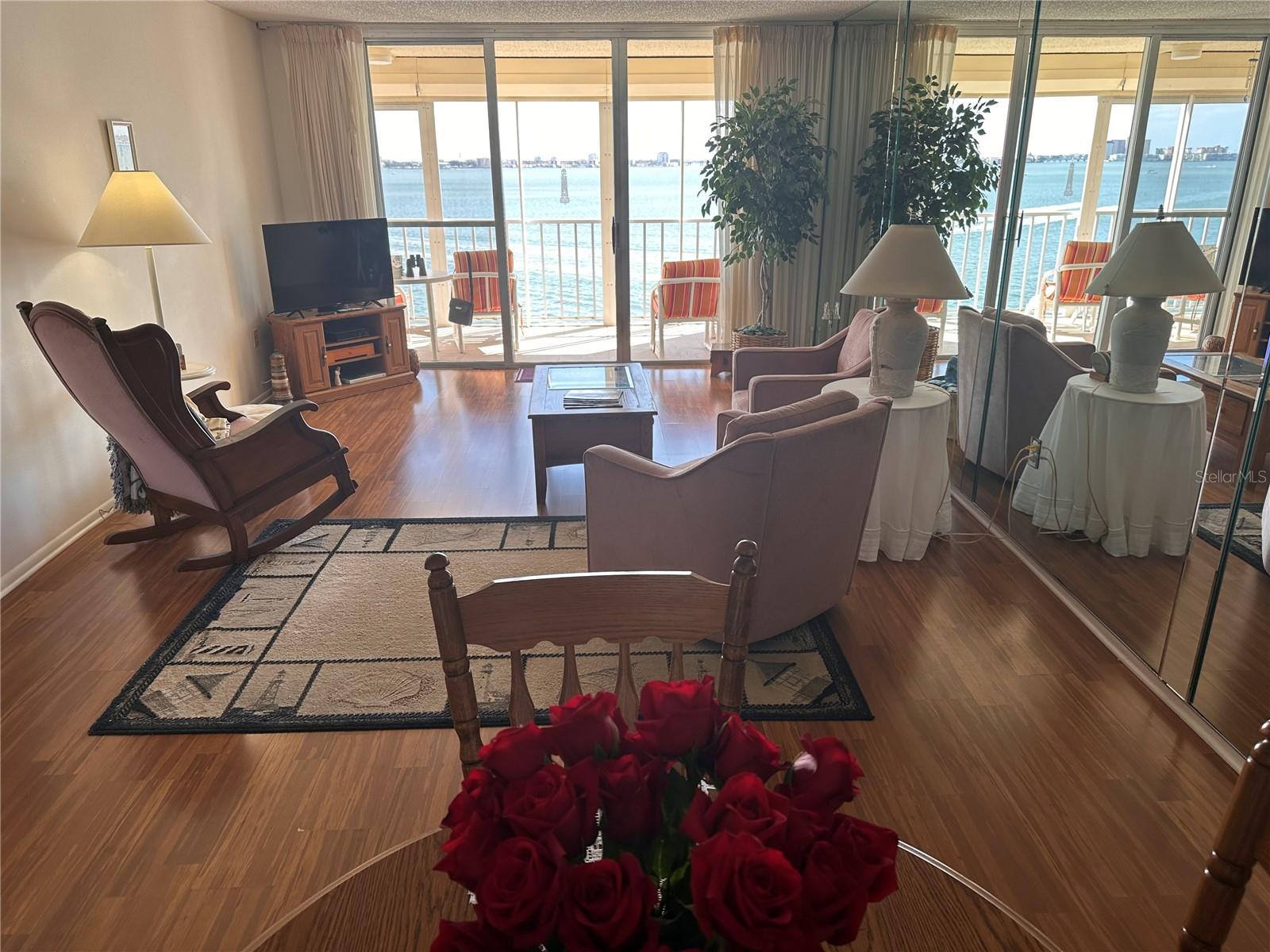 Image 7 of 65 For 6060 Shore Boulevard S 605