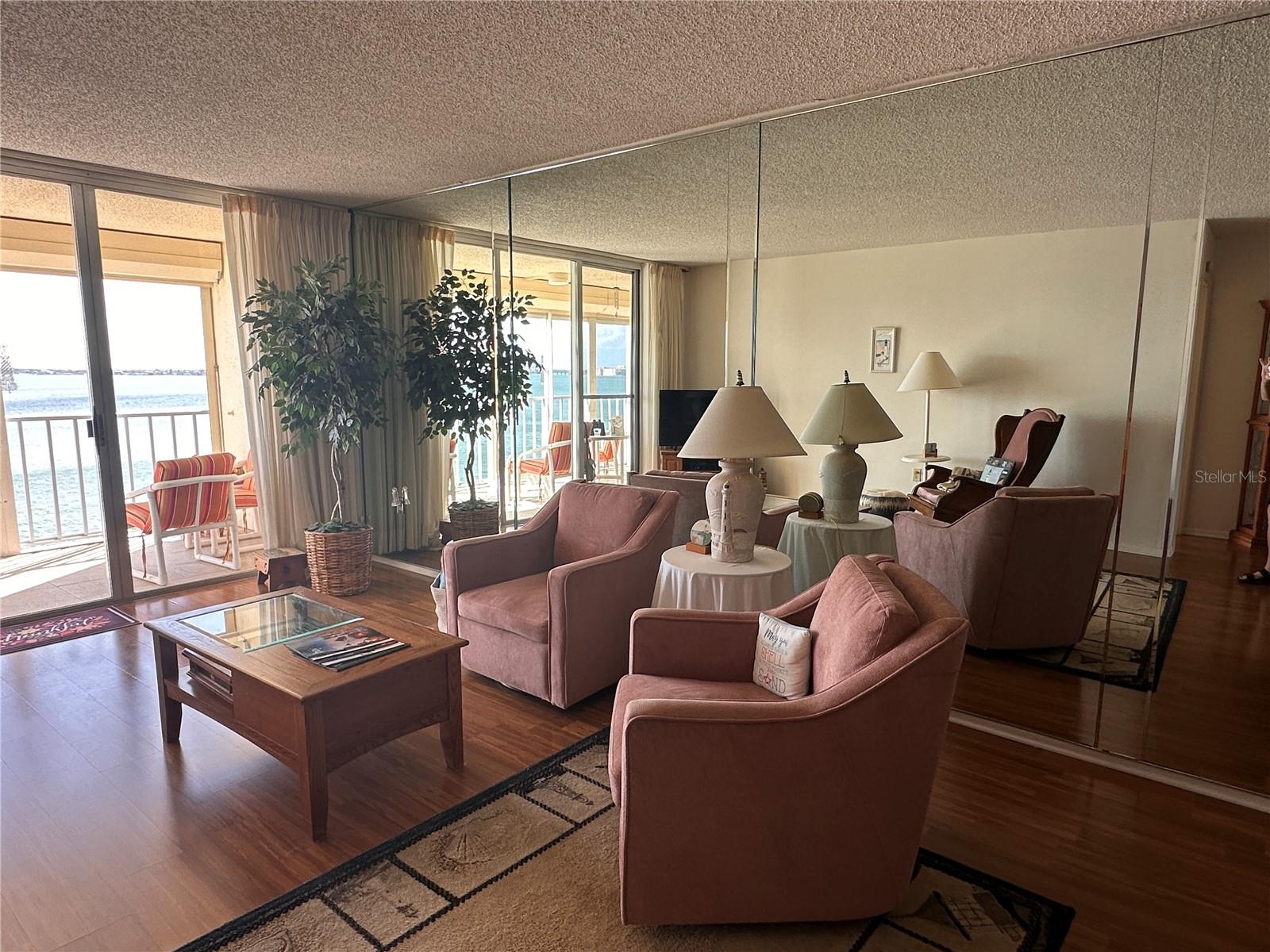 Image 8 of 65 For 6060 Shore Boulevard S 605
