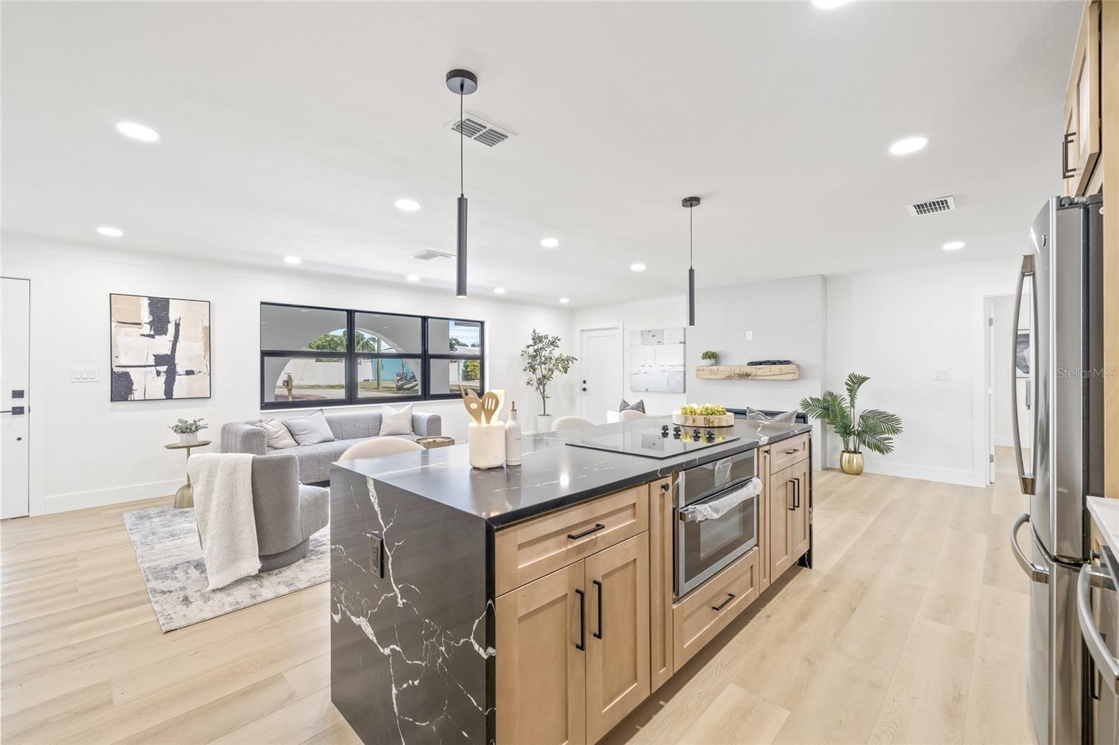 Image 14 of 46 For 6196 44th Avenue N