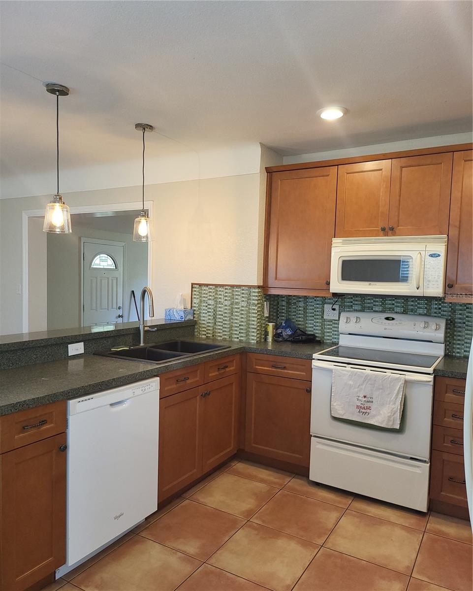 Image 10 of 22 For 5721 10th Avenue N