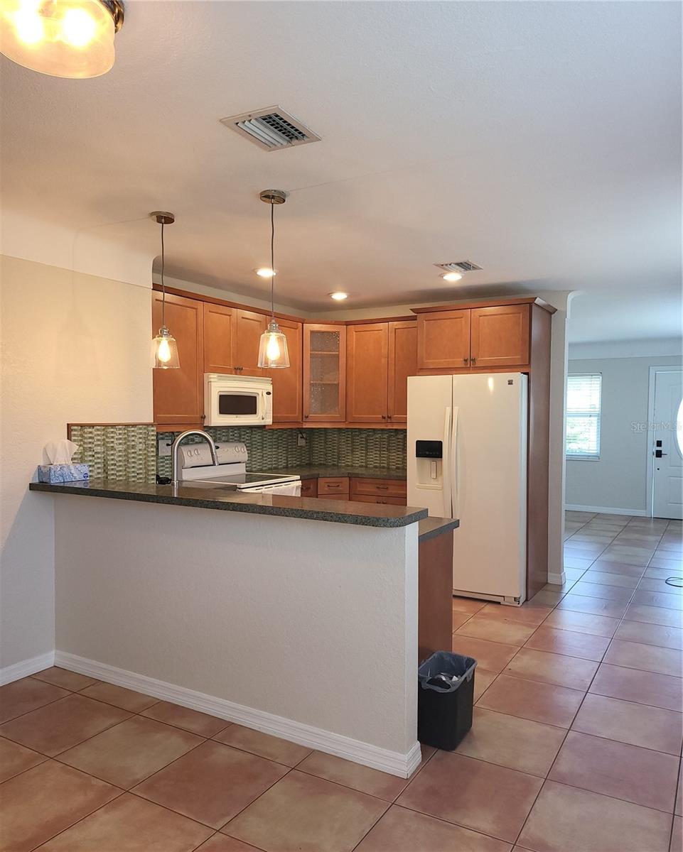 Image 11 of 22 For 5721 10th Avenue N