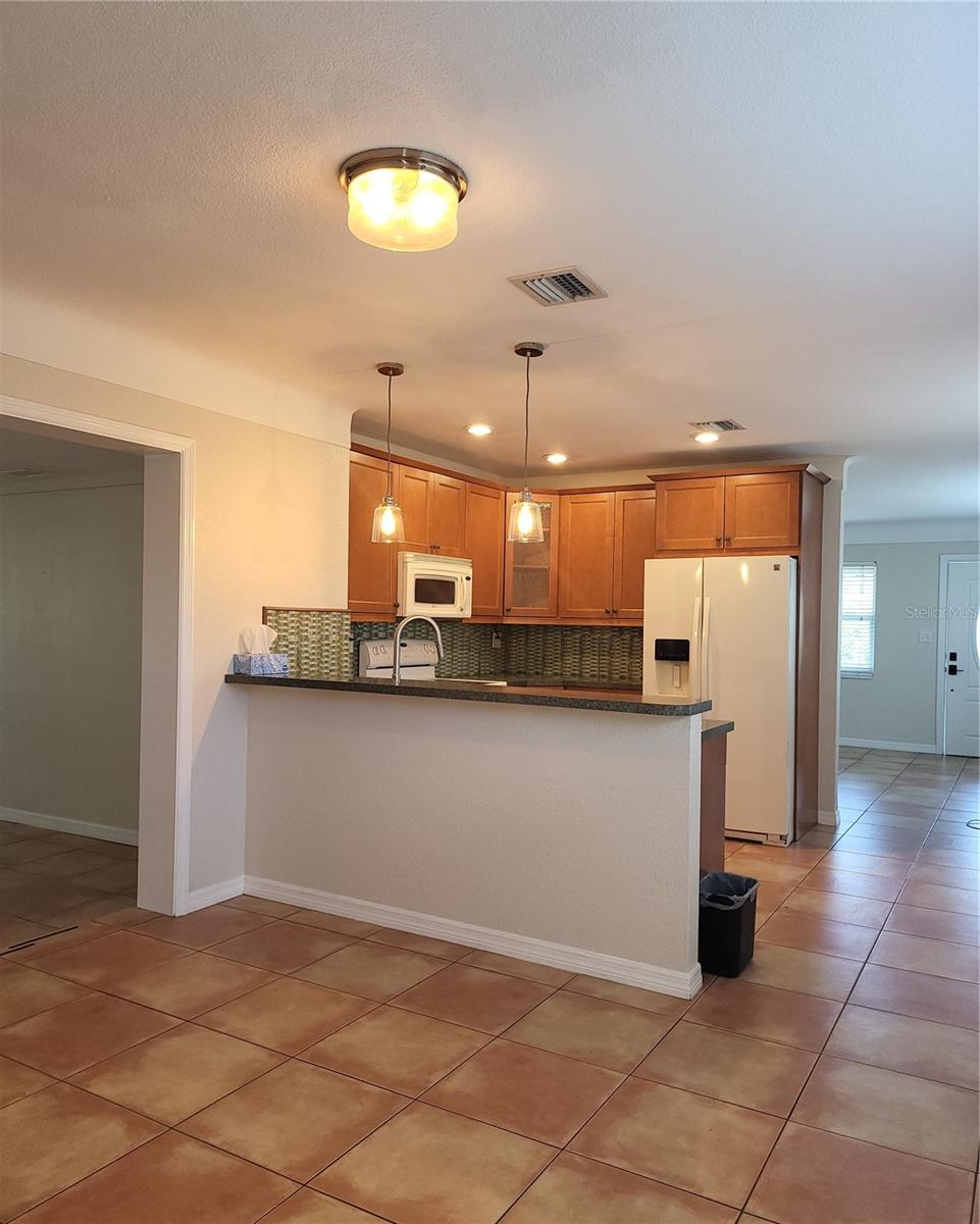 Image 12 of 22 For 5721 10th Avenue N