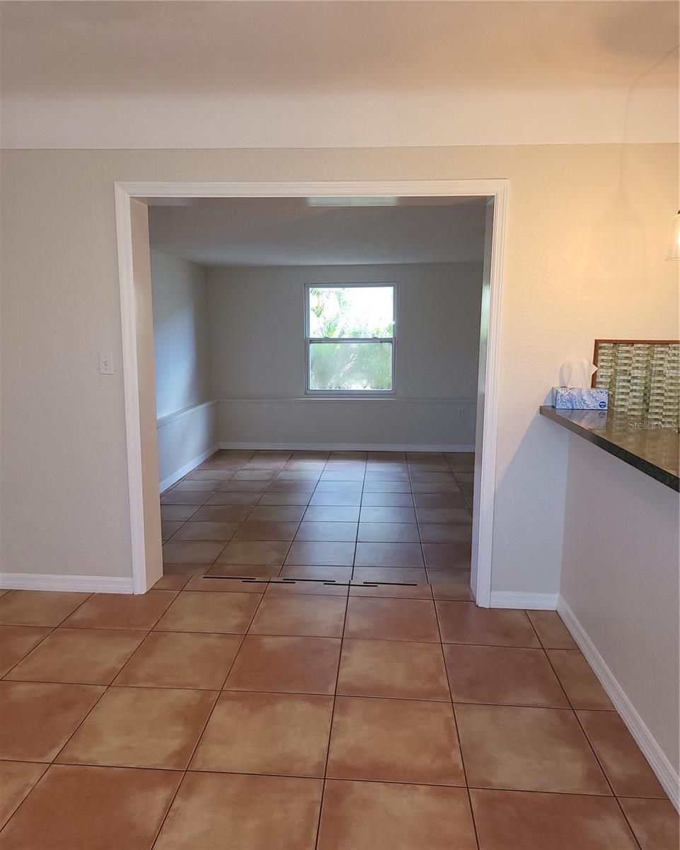 Image 14 of 22 For 5721 10th Avenue N