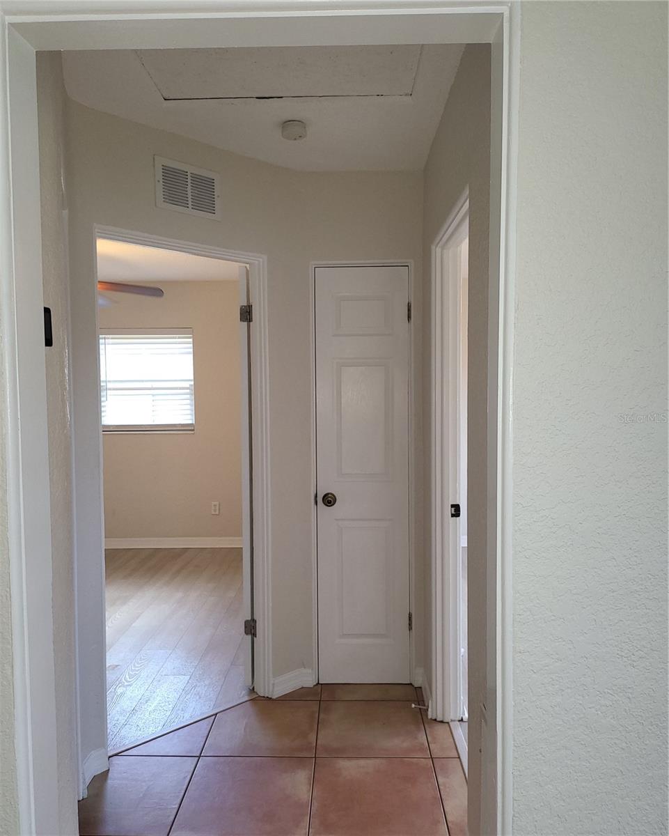 Image 5 of 22 For 5721 10th Avenue N