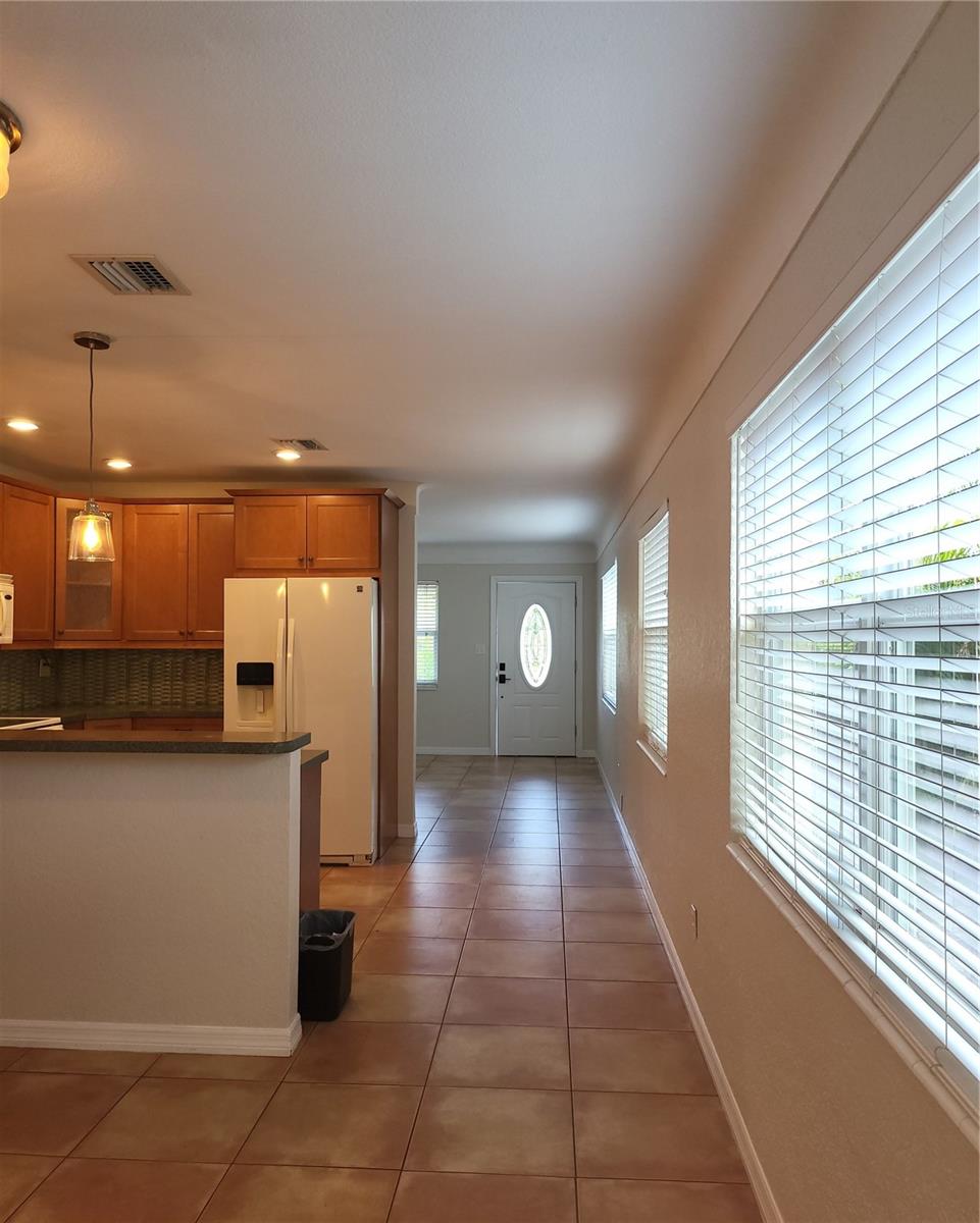 Image 9 of 22 For 5721 10th Avenue N