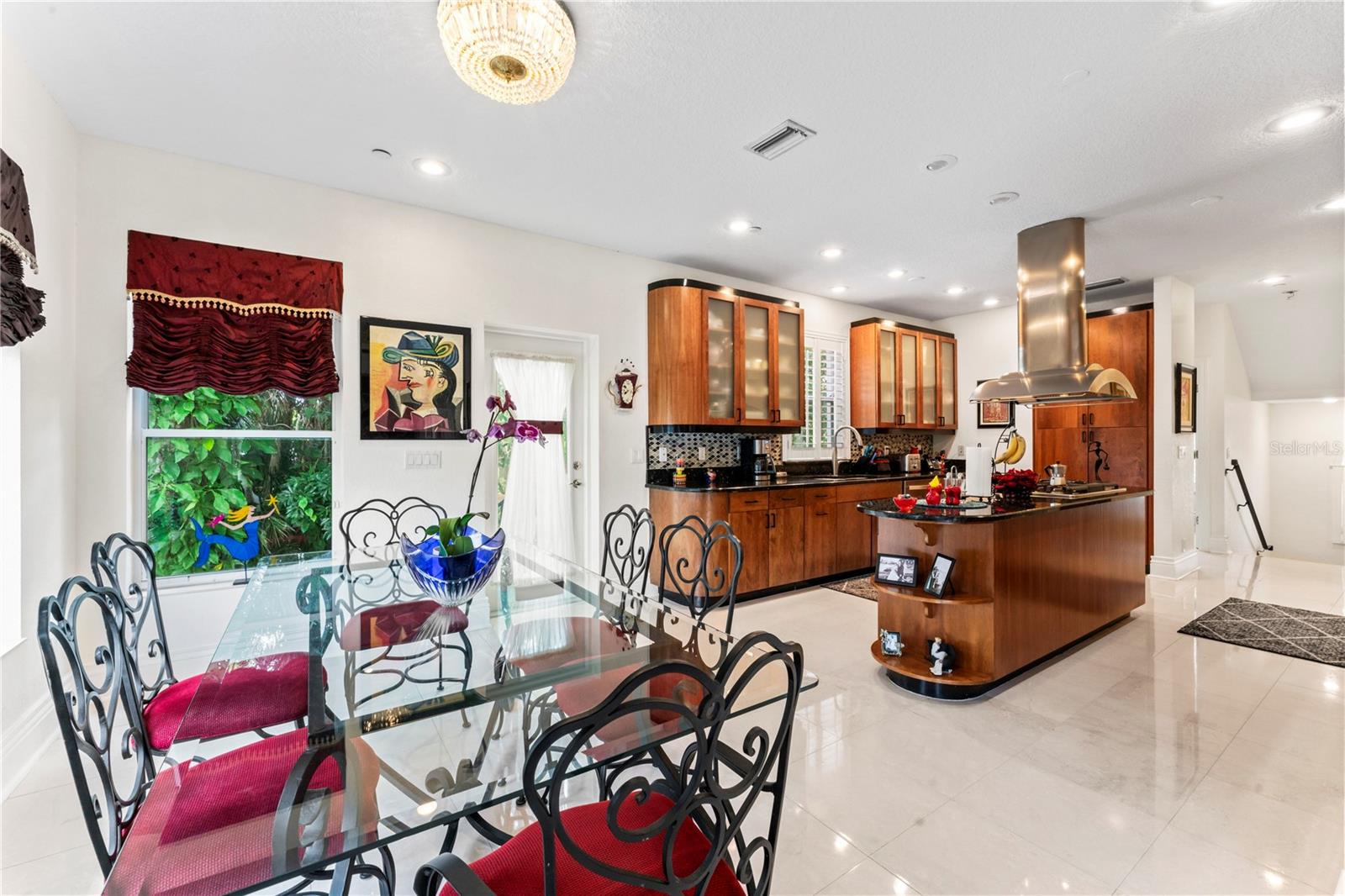 Image 22 of 79 For 2914 Shoreview Place