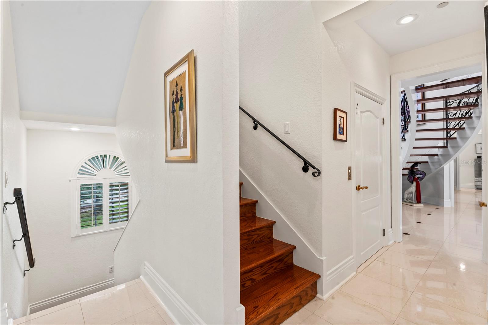 Image 30 of 79 For 2914 Shoreview Place