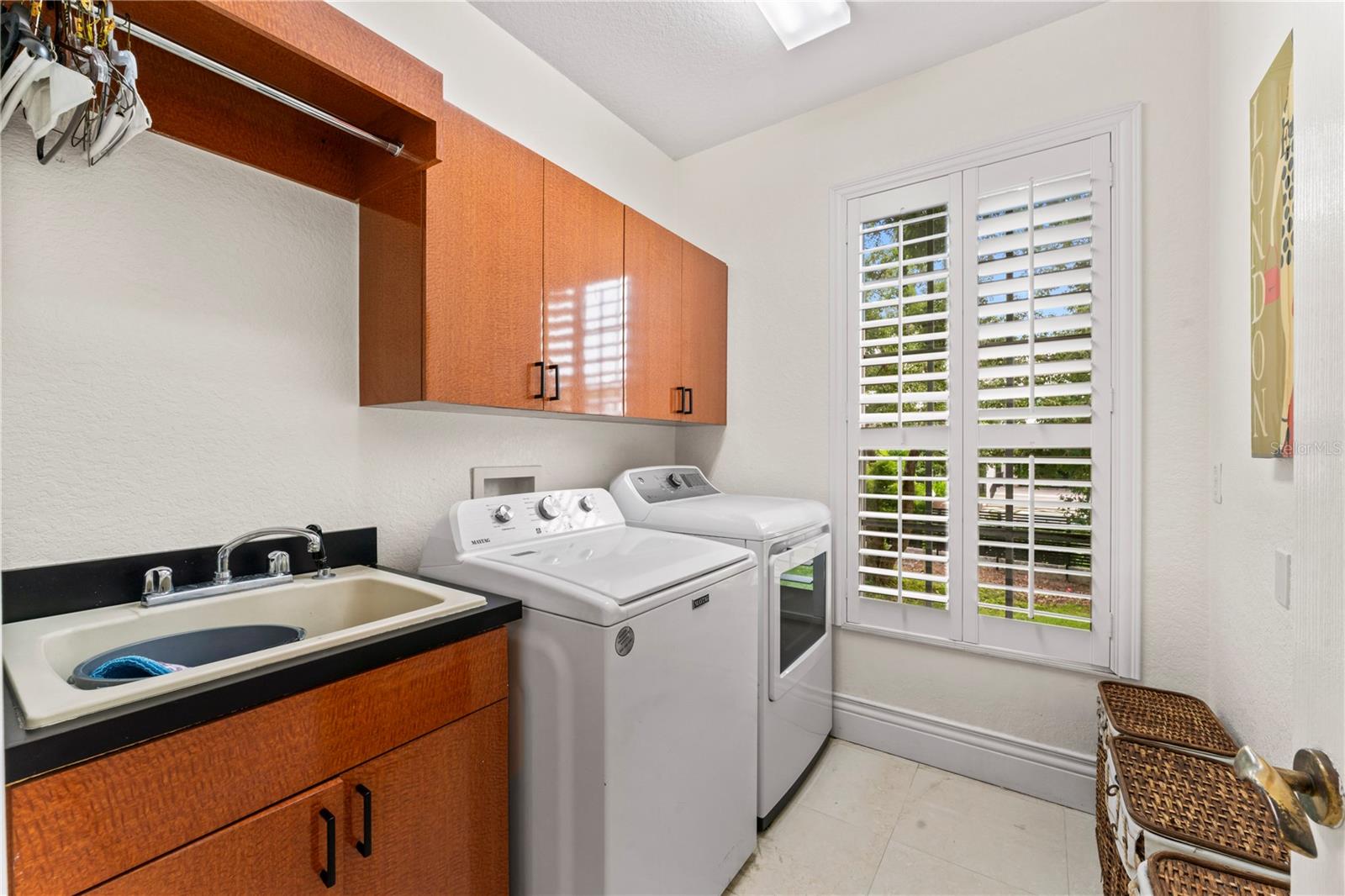 Image 31 of 79 For 2914 Shoreview Place