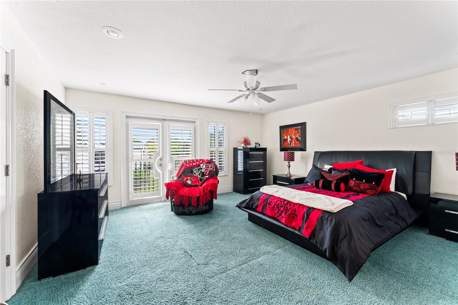 Image 44 of 79 For 2914 Shoreview Place