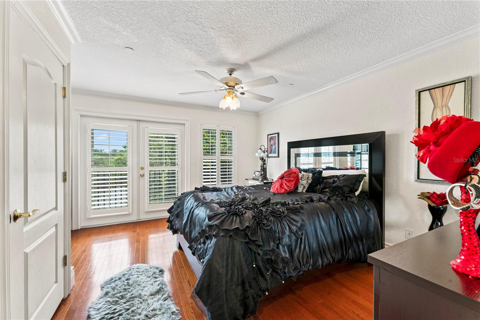 Image 48 of 79 For 2914 Shoreview Place