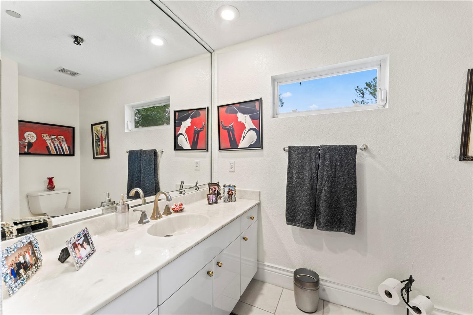 Image 50 of 79 For 2914 Shoreview Place