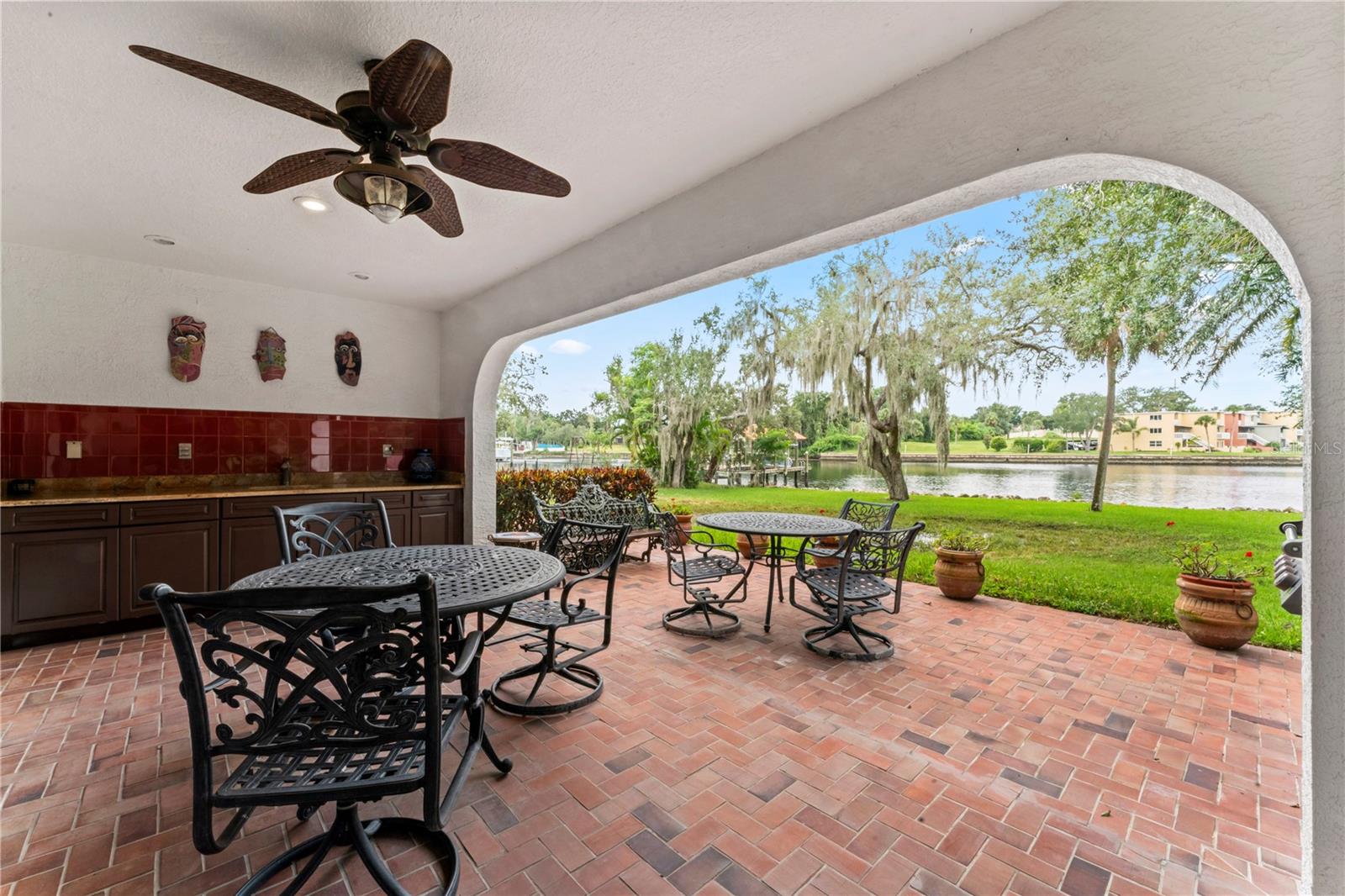 Image 59 of 79 For 2914 Shoreview Place