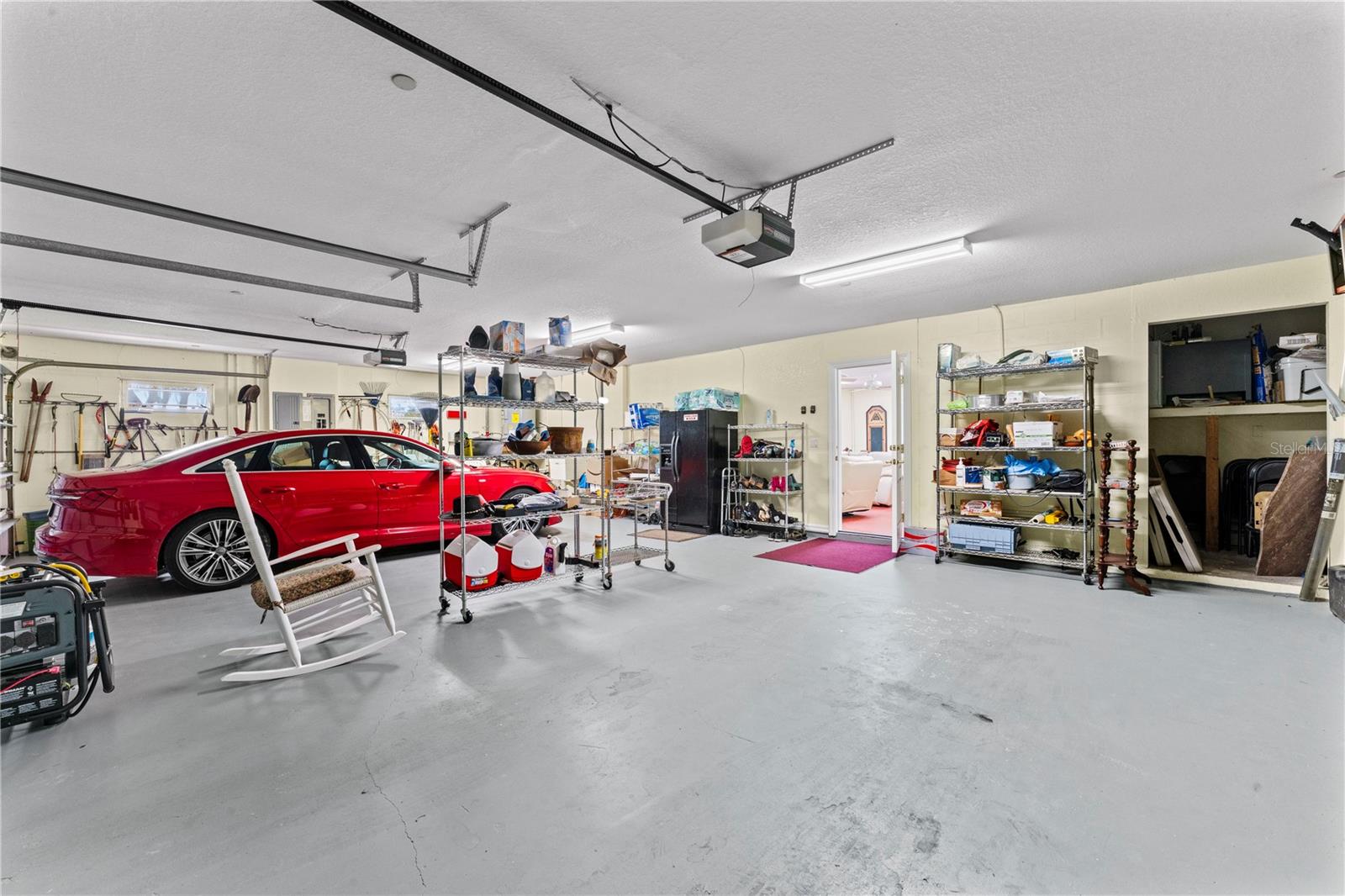 Image 60 of 79 For 2914 Shoreview Place