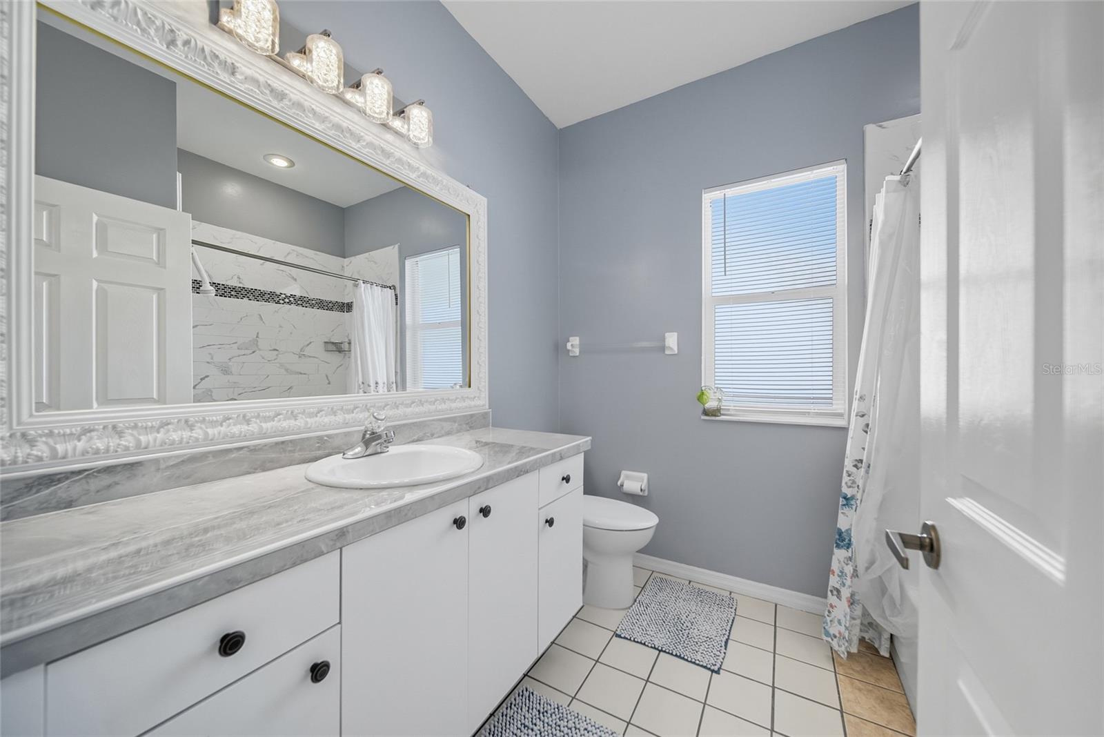 Listing photo id 21 for 9305 Wellington Park Circle