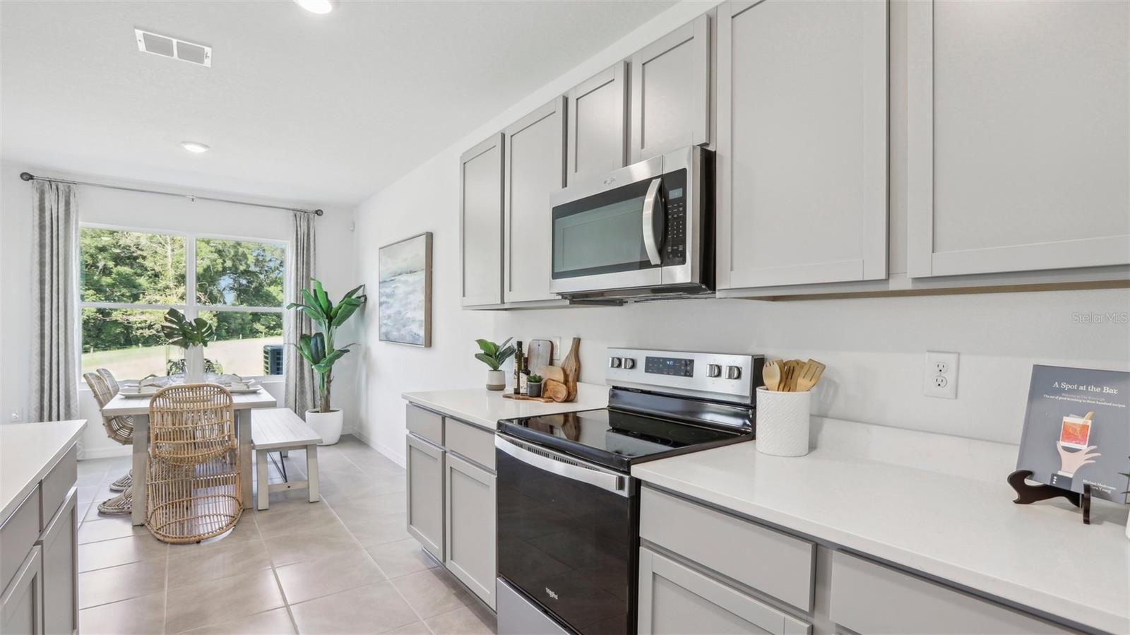 Image 14 of 25 For 1476 16th Avenue Se