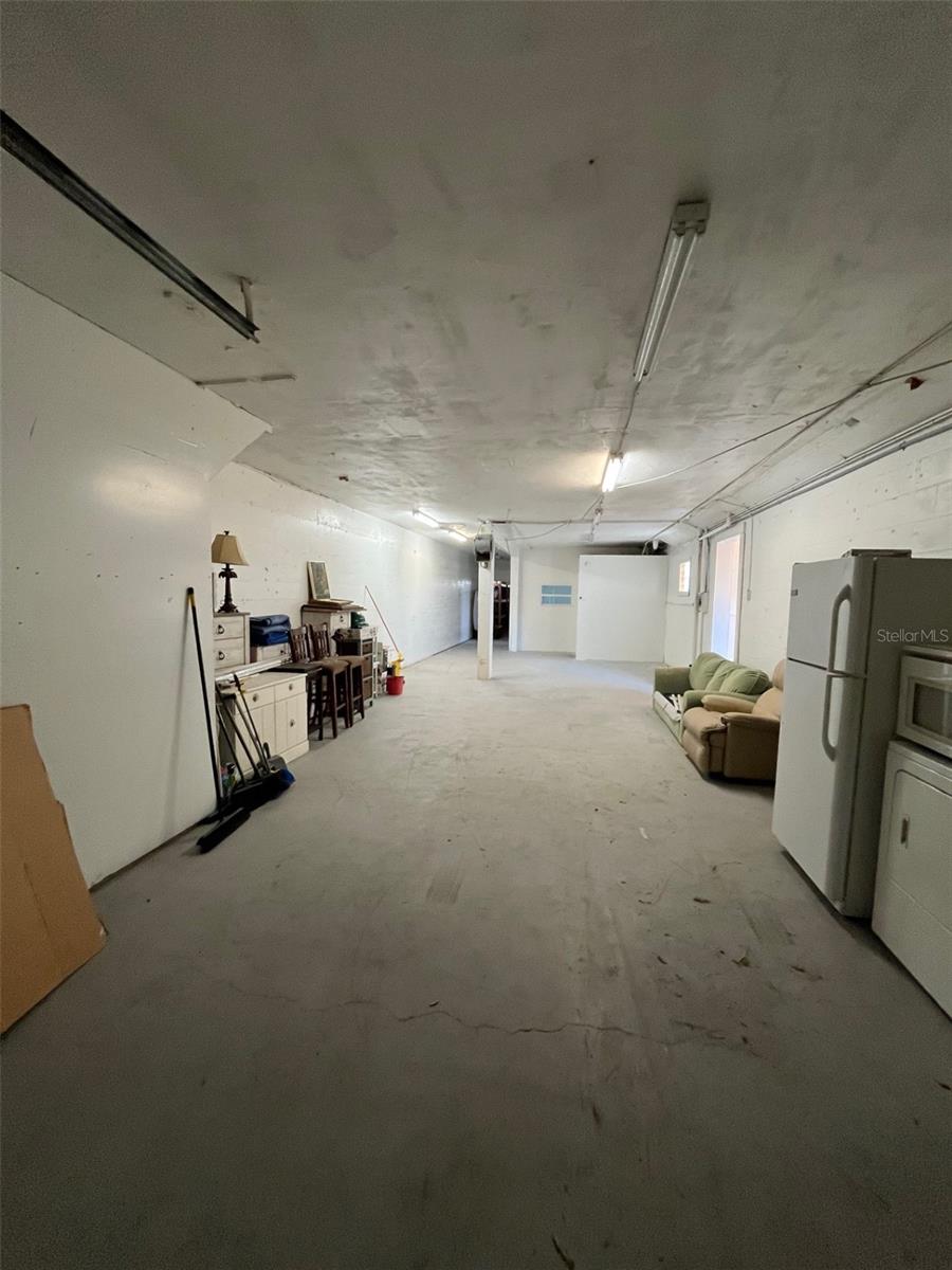 Image 16 of 22 For 1221 Court Street
