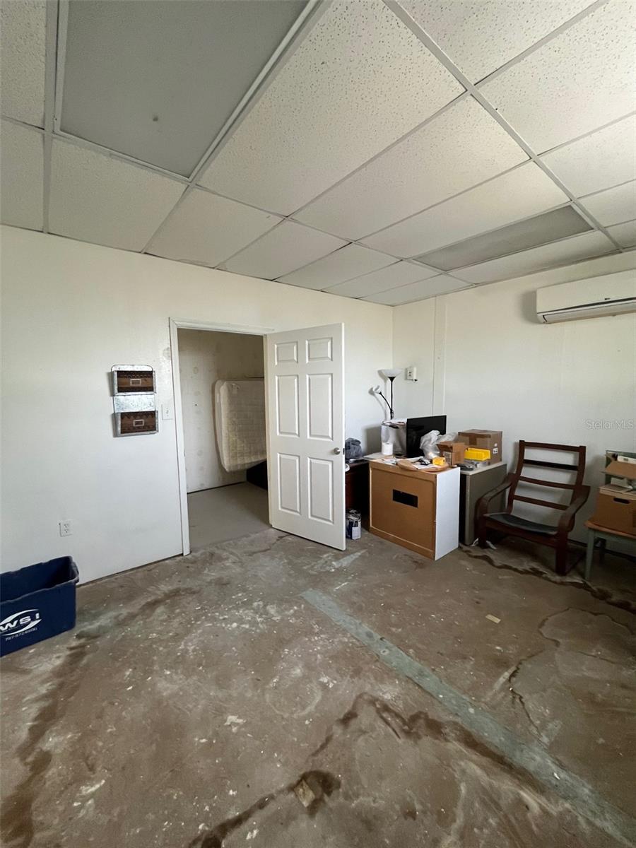 Image 20 of 22 For 1221 Court Street