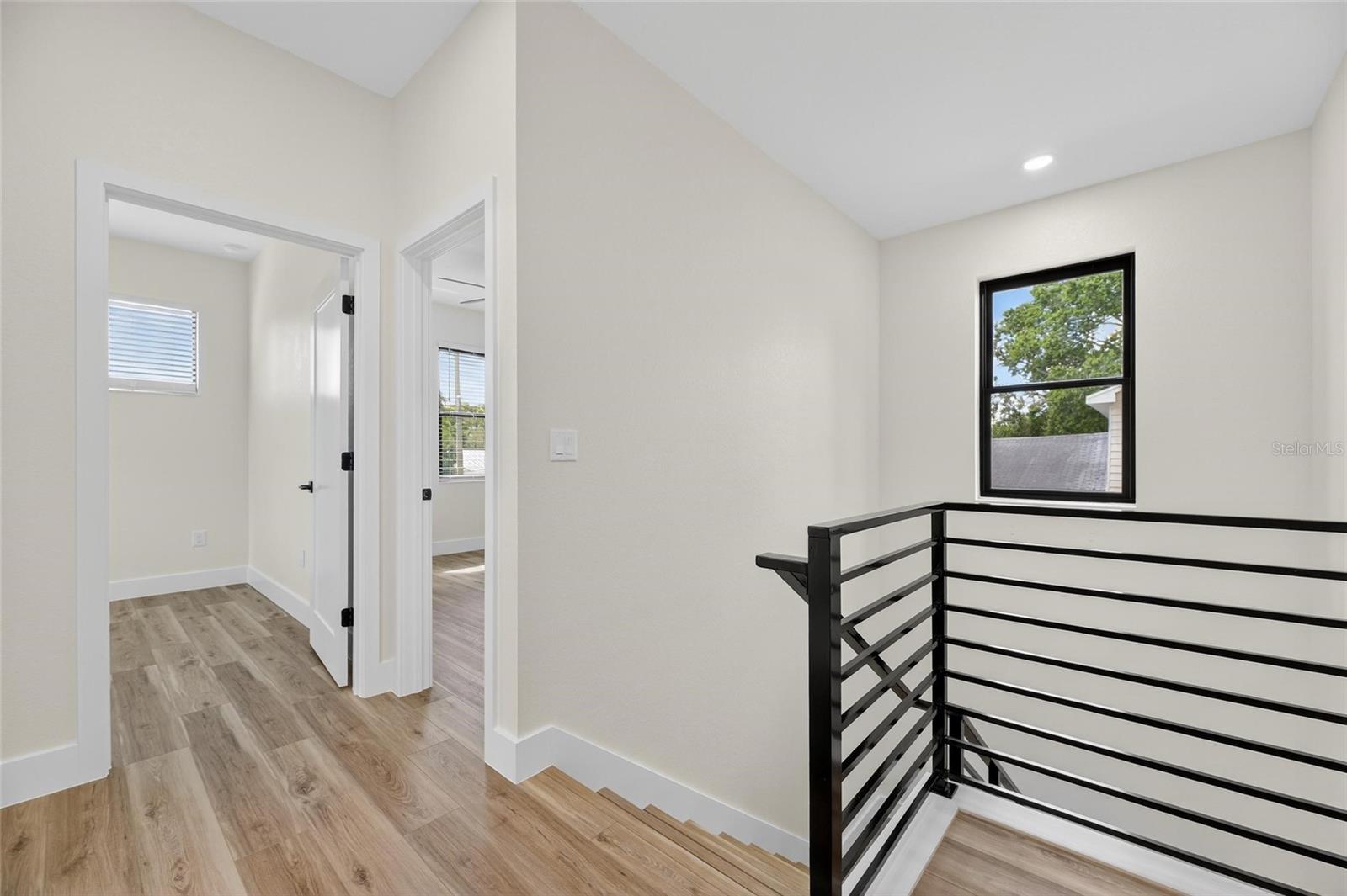 Image 11 of 23 For 1002 19th Avenue
